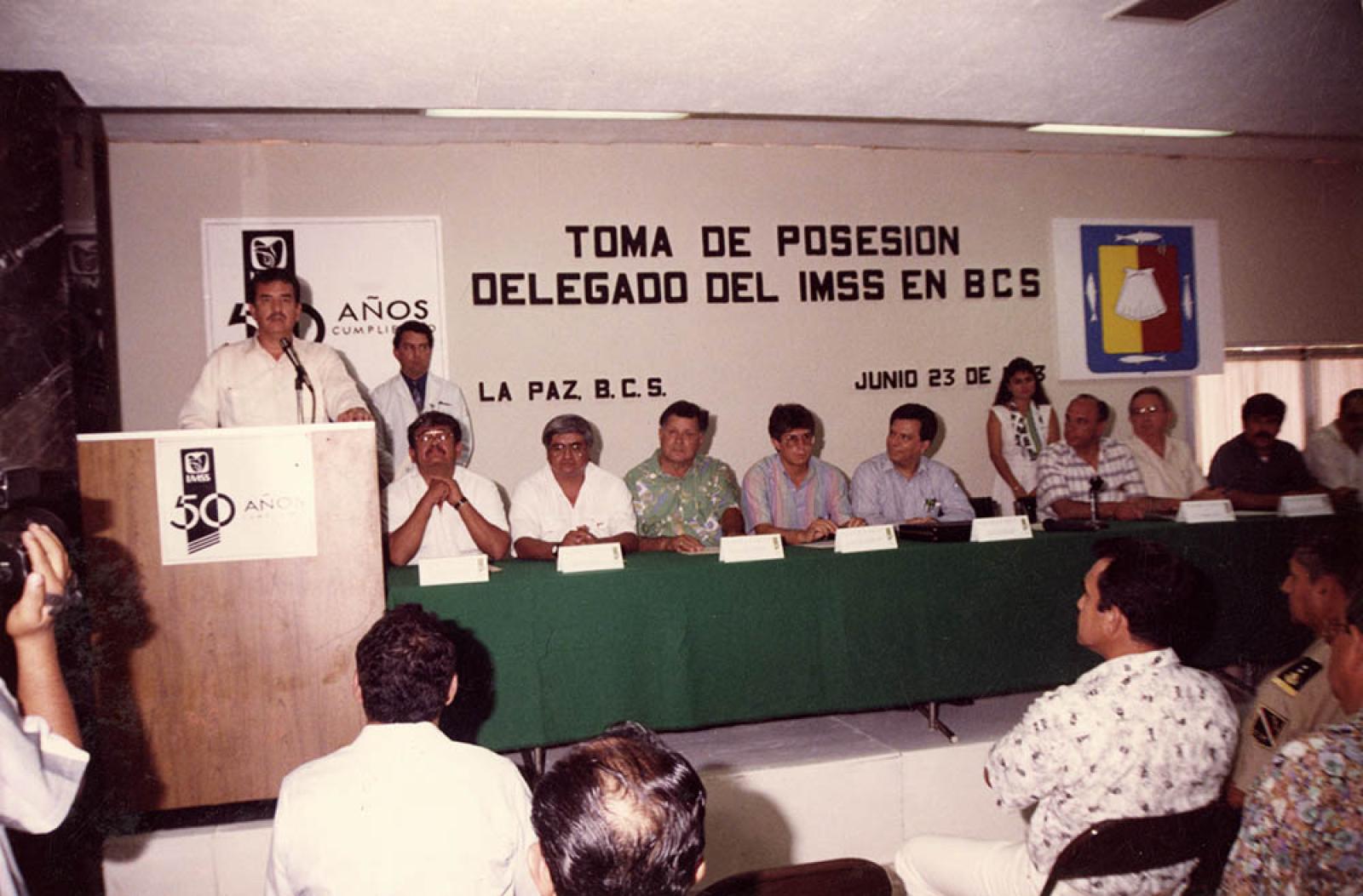 El gobernador Guillermo Mercado preside ceremonia de Toma de Posesión del Delegado del Instituto Mexicano del Seguro Social (IMSS).