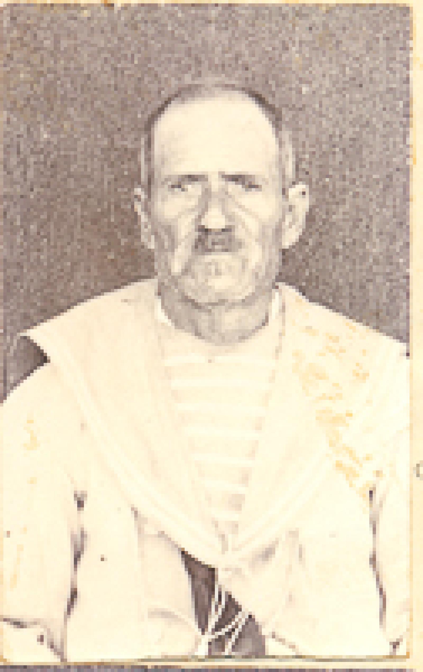El patrón Luis Sagredo de perfil.