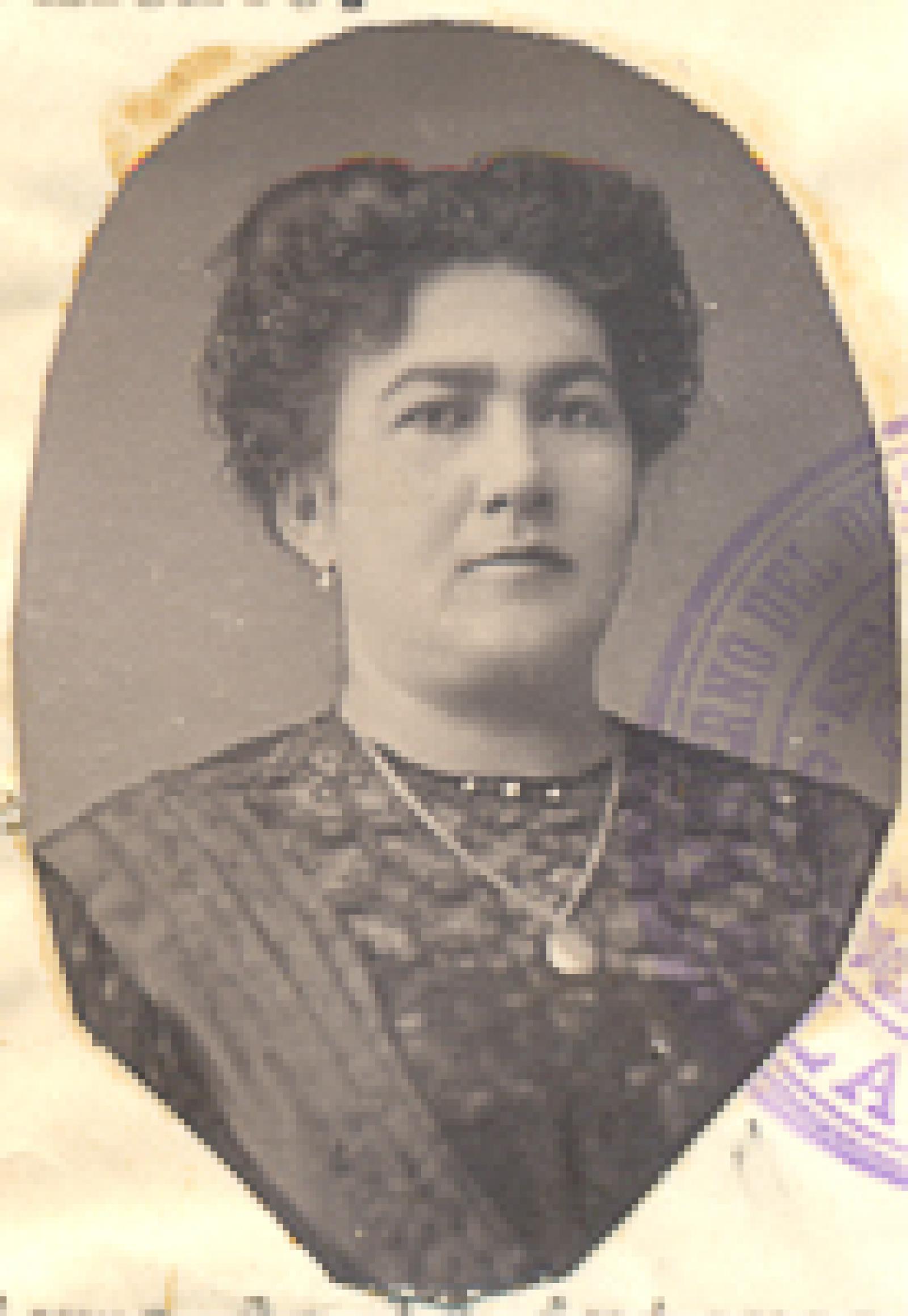 Elena Elmer de Urroz.