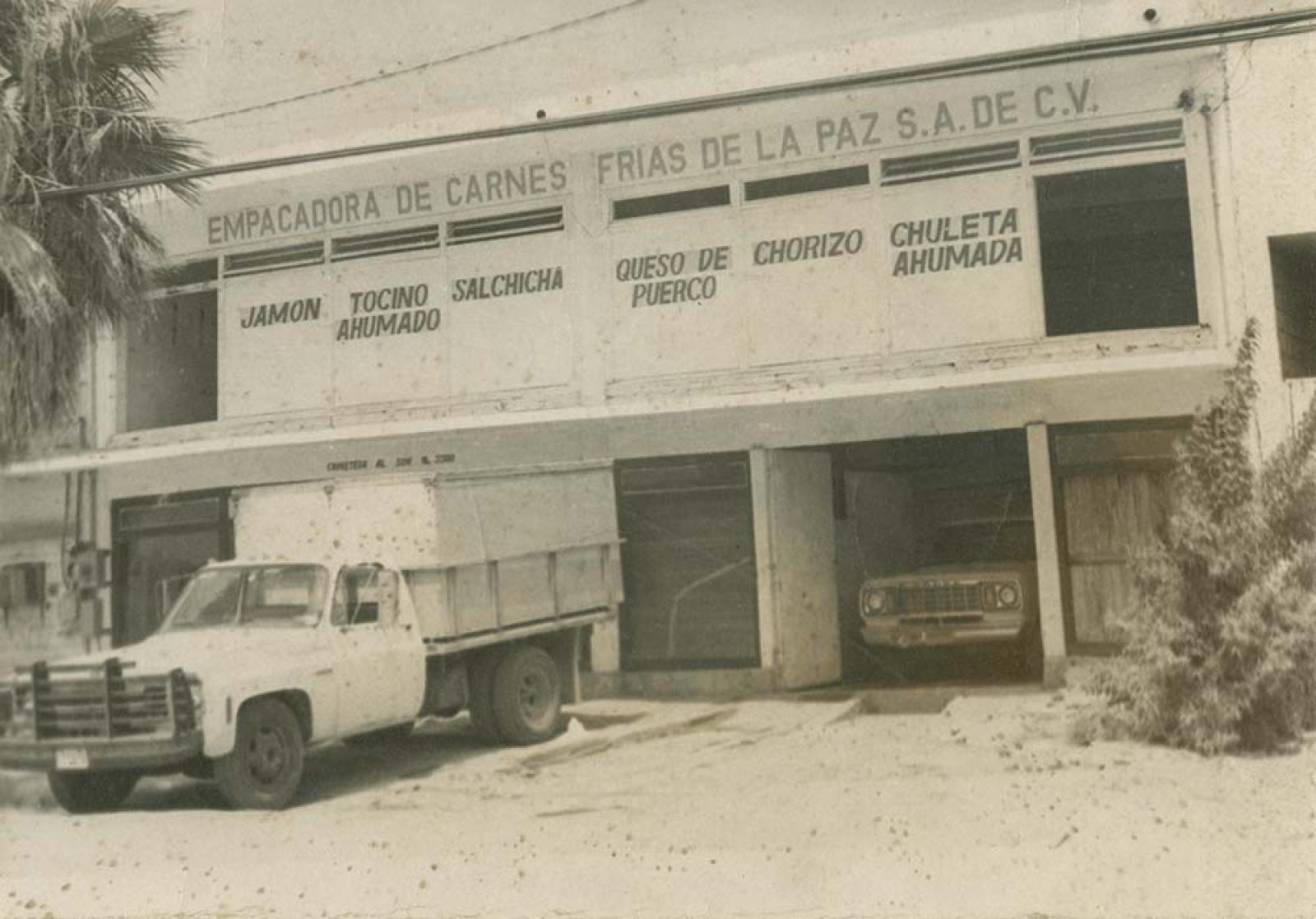 Empacadora de Carnes Frías de La Paz, vista exterior.