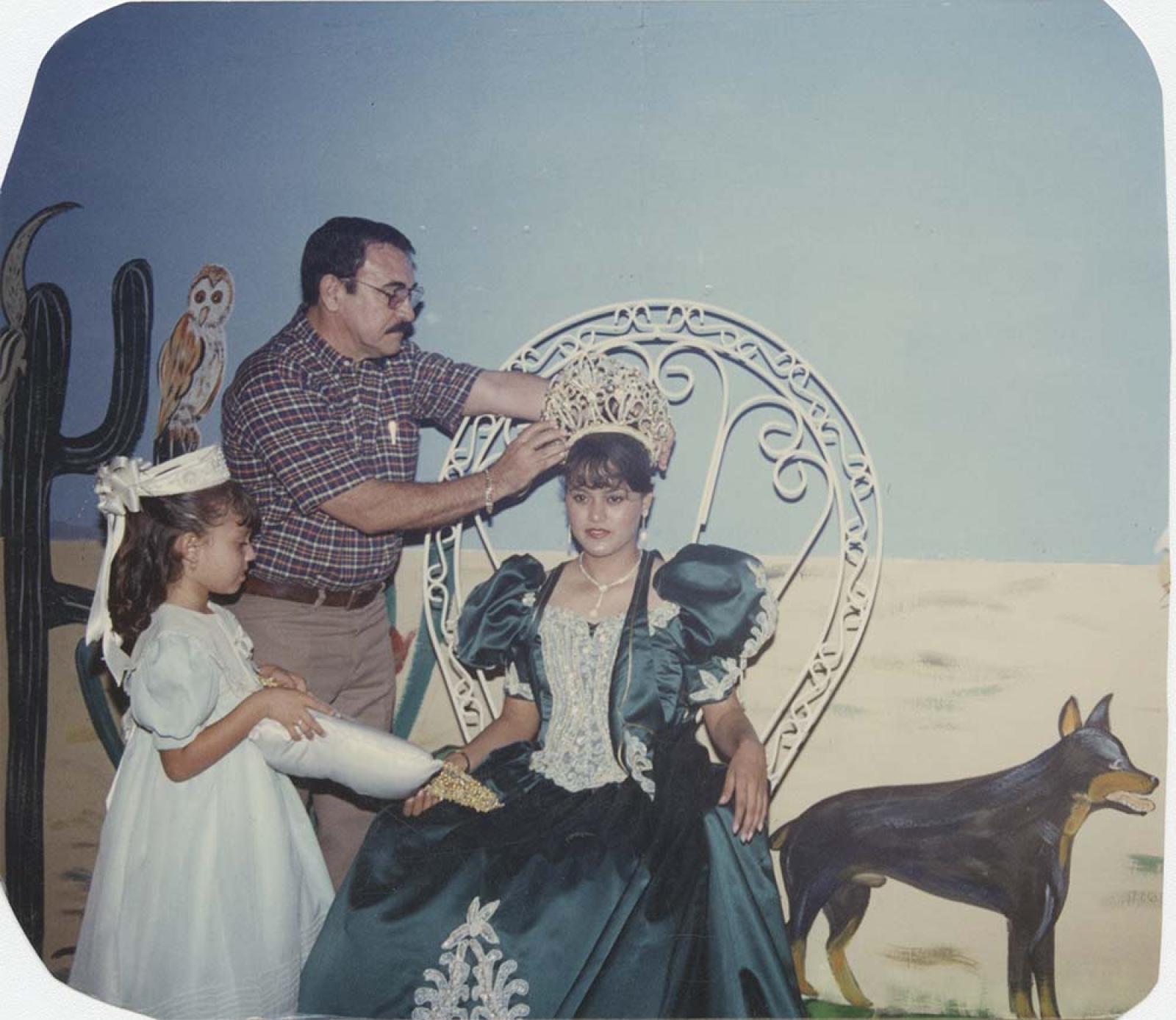 Enrique Ortega Romero corona a Alma Delia I.