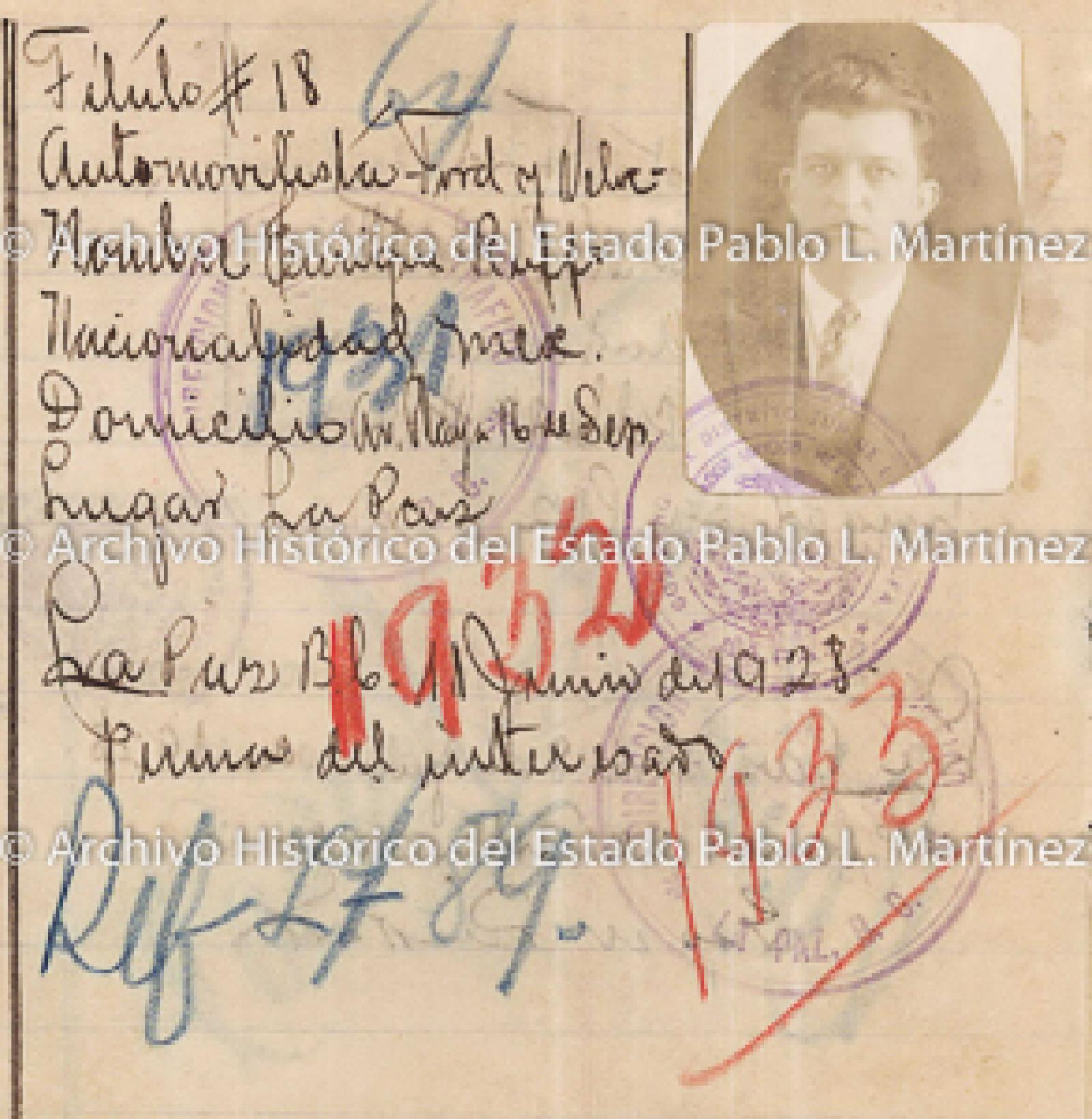 "Enrique Ruffo", retrato.
