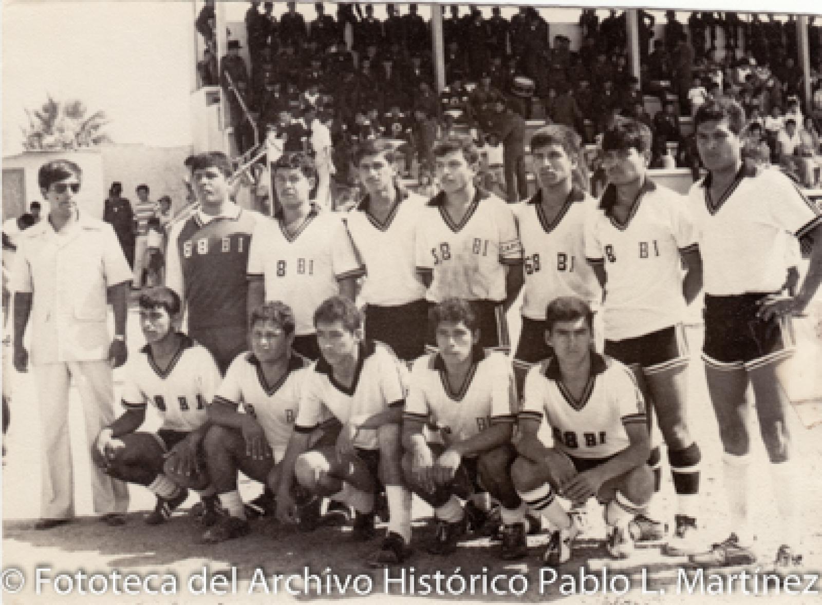 Equipo de fútbol “68 Batallón”.