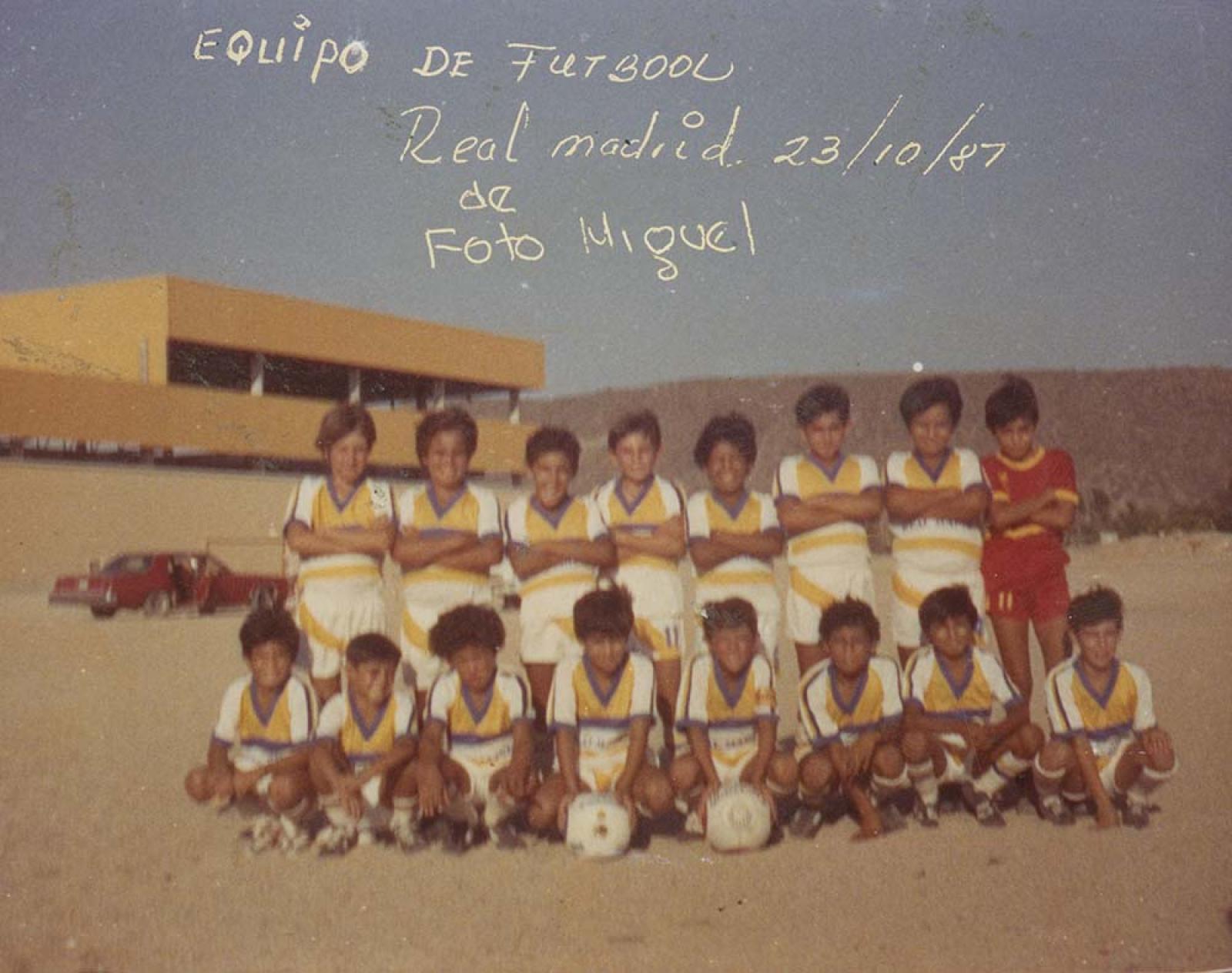 “Equipo de fútbol Real de Madrid de foto Miguel”.