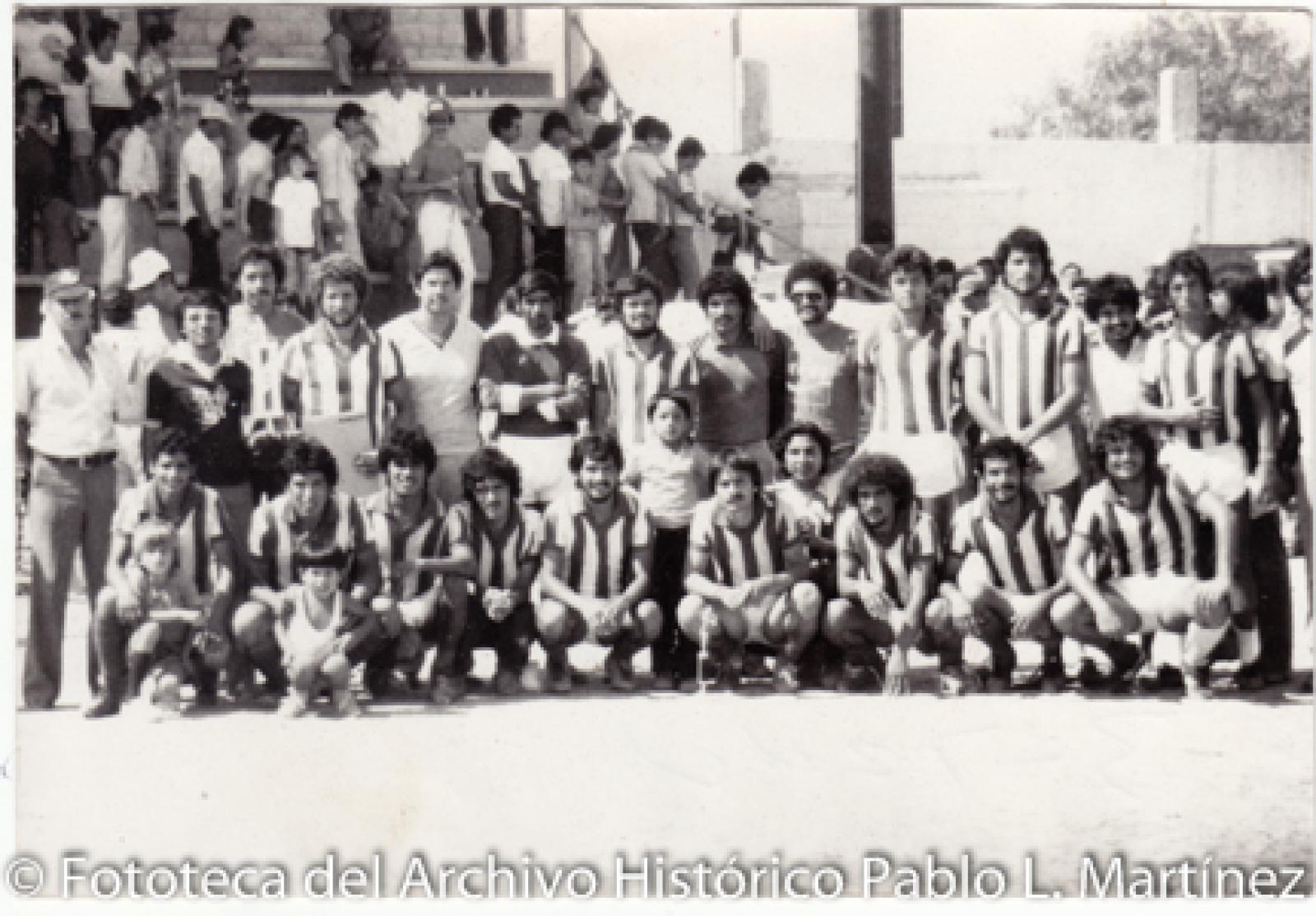 Equipo de futbol, retrato.