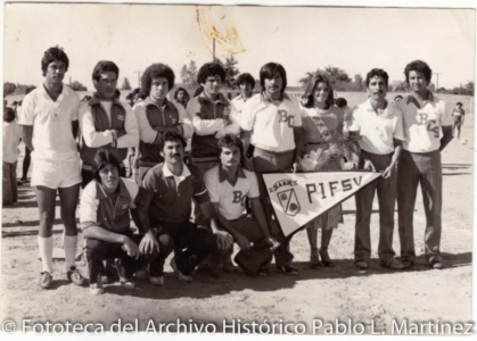 Equipo de futbol, SARH.