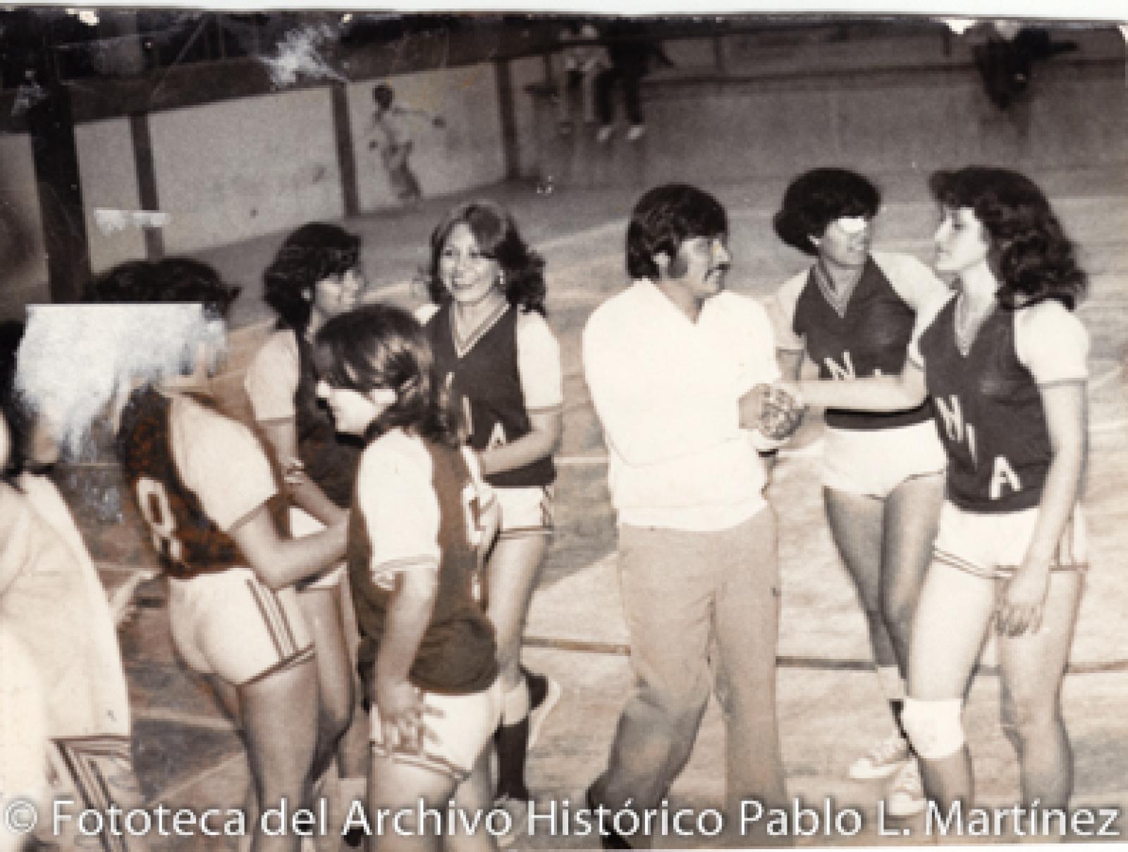Equipo de mujeres, básquet..