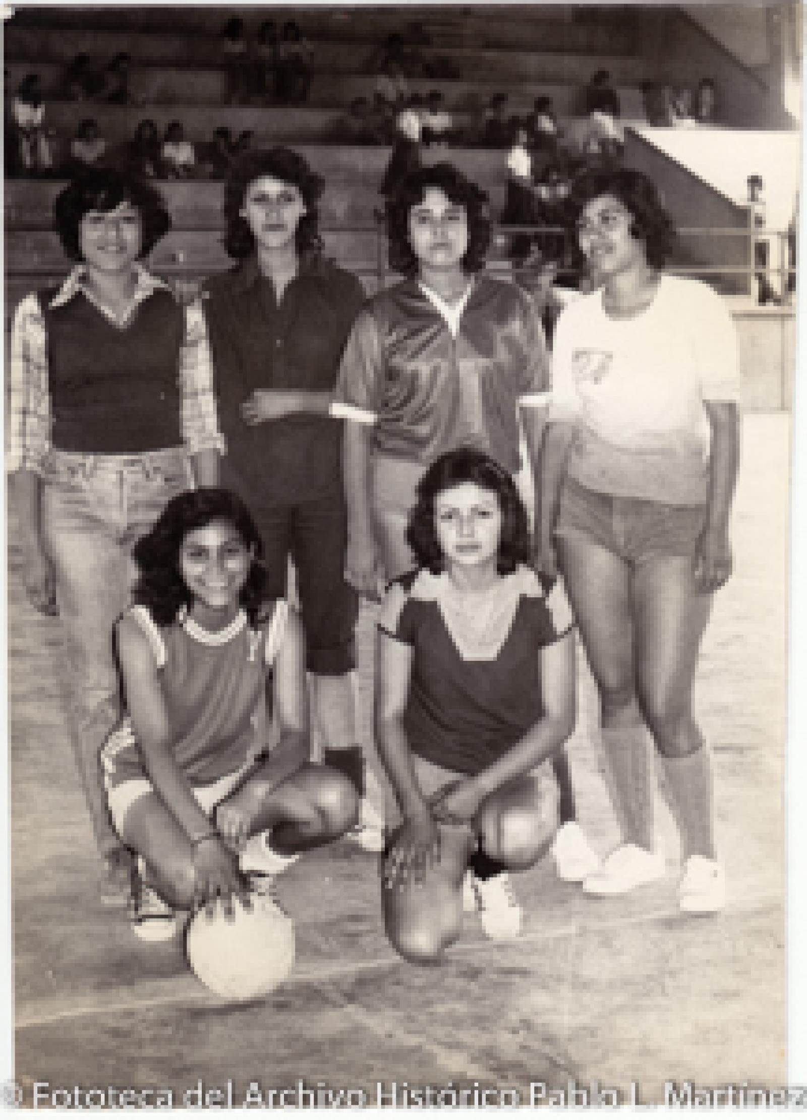 Equipo Femenil de básquetbol.