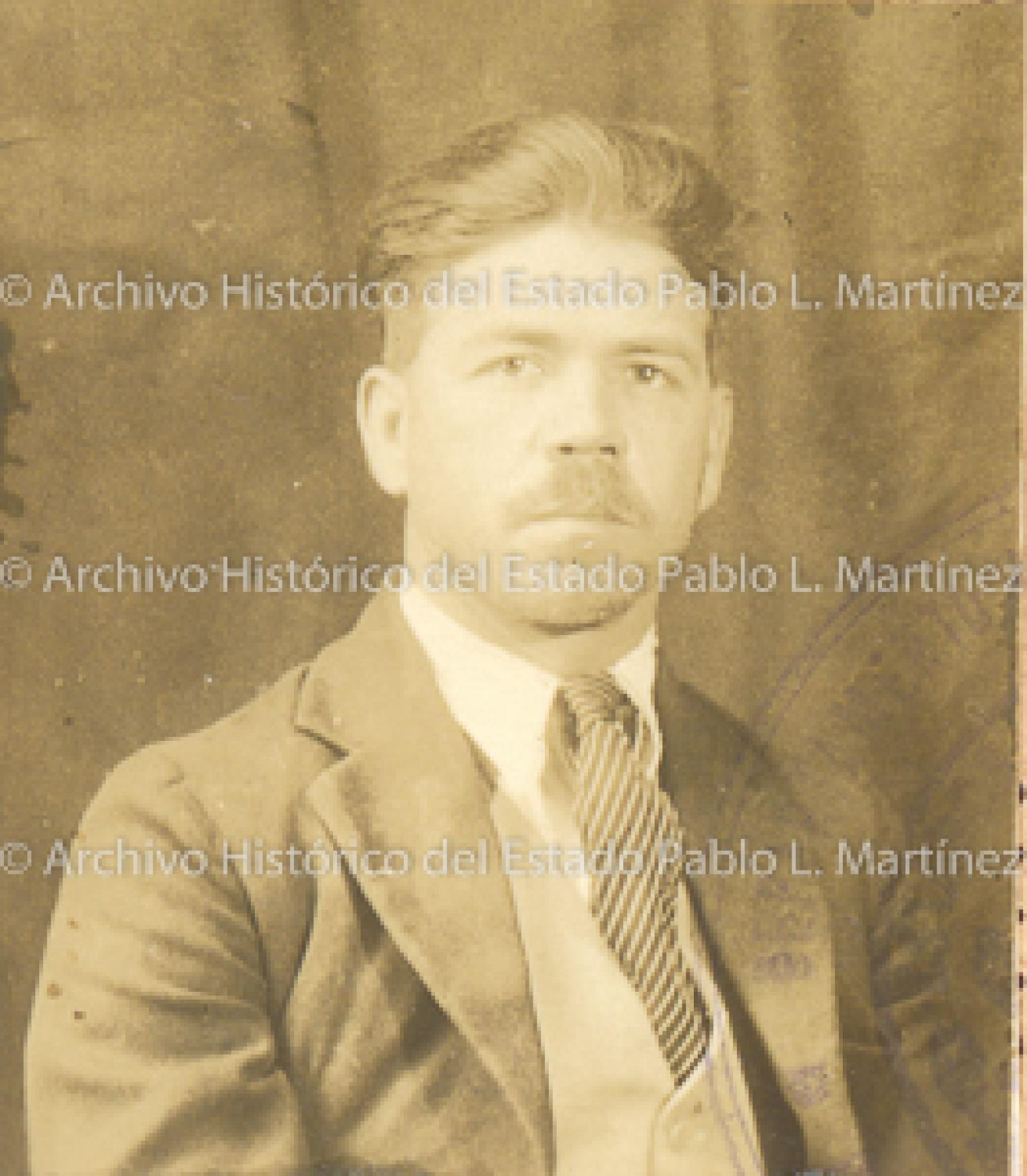 Ernesto González.