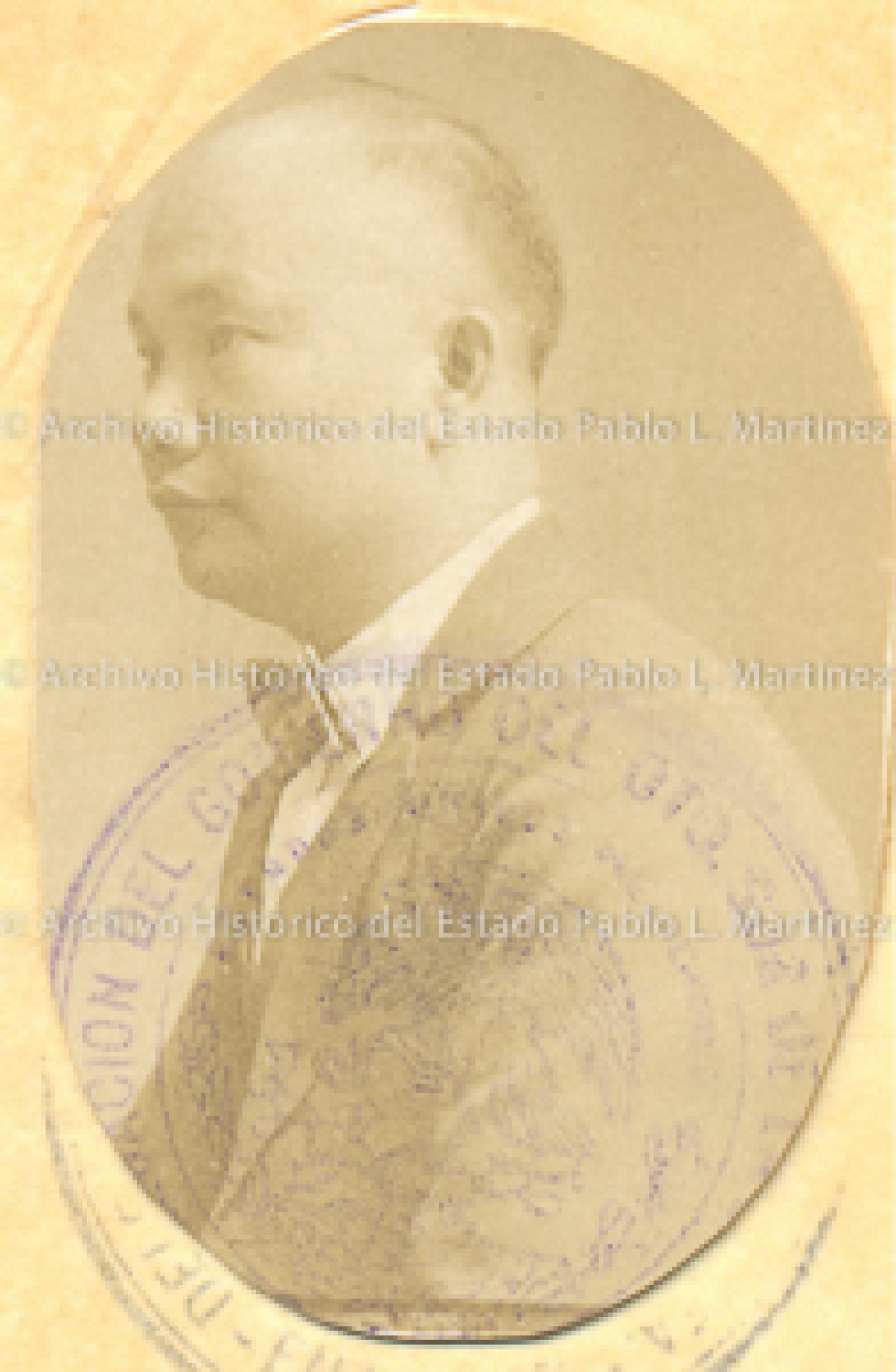 Ernesto Tang.
