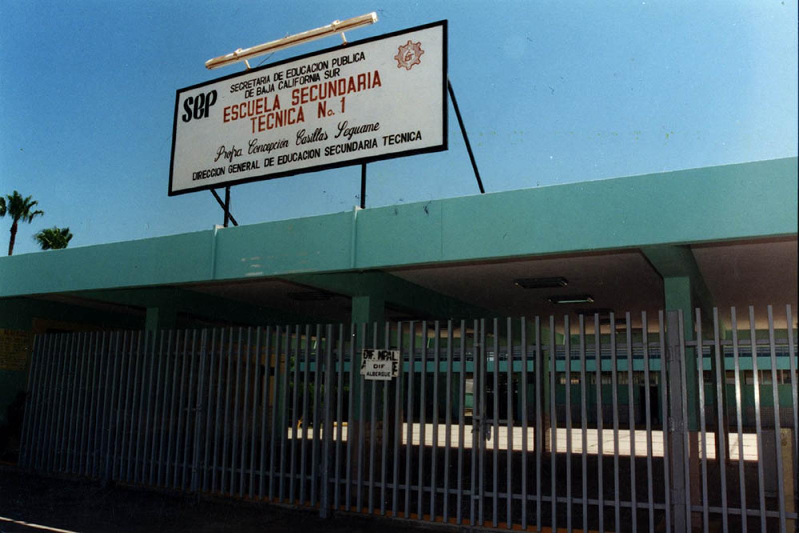 “Escuela Secundaria Técnica Profesora Concepción Casillas Seguame”.