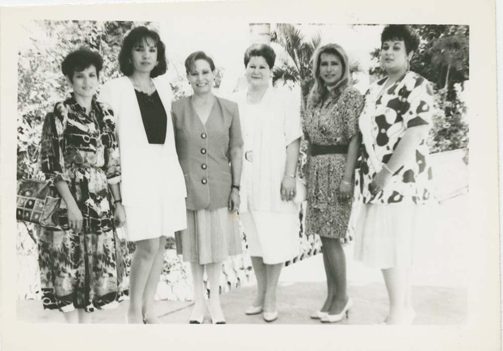 “Esposas de los presidentes municipales” y del gobernador.