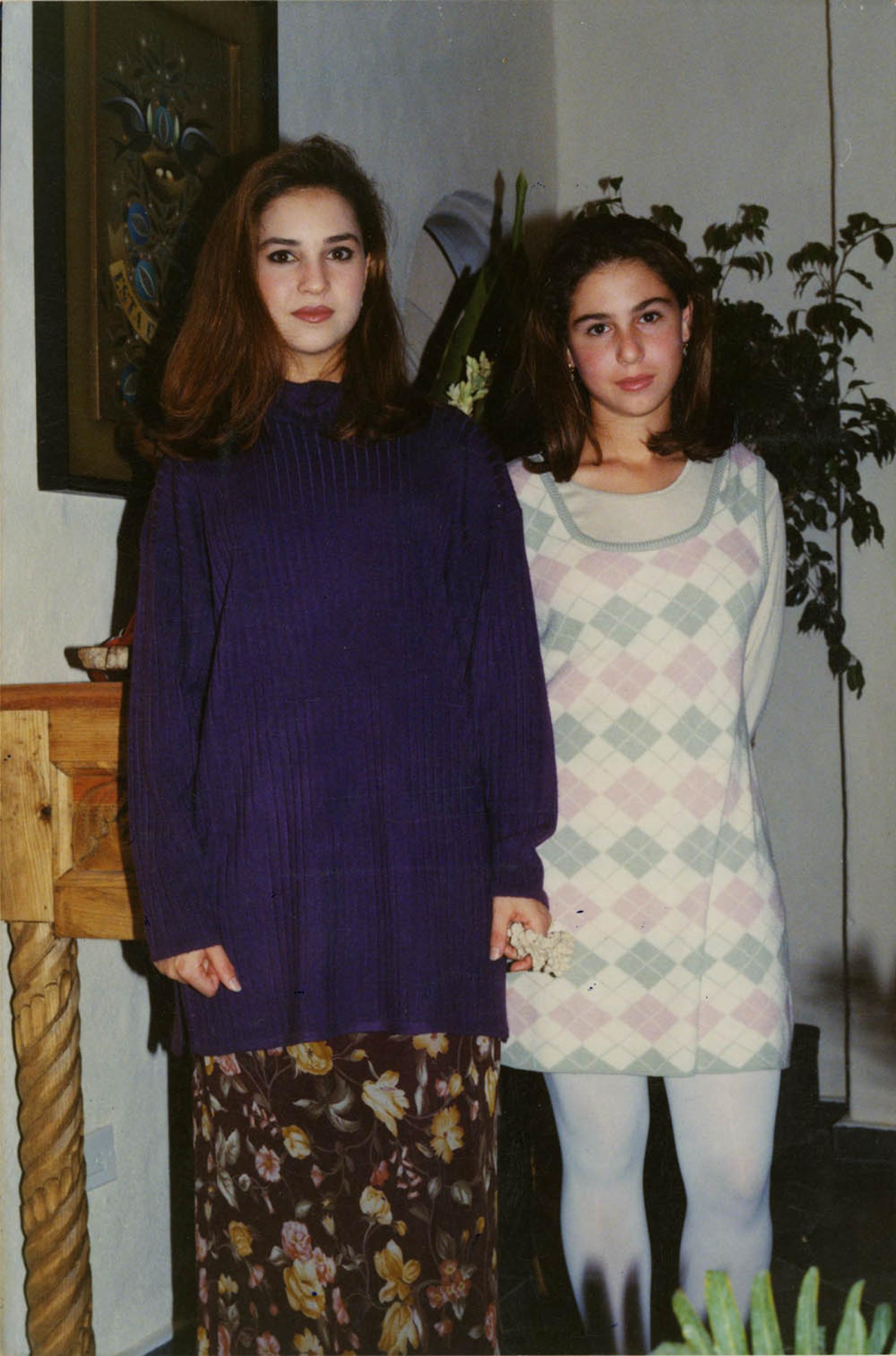 Estrella y Valentina Coppola en evento social.
