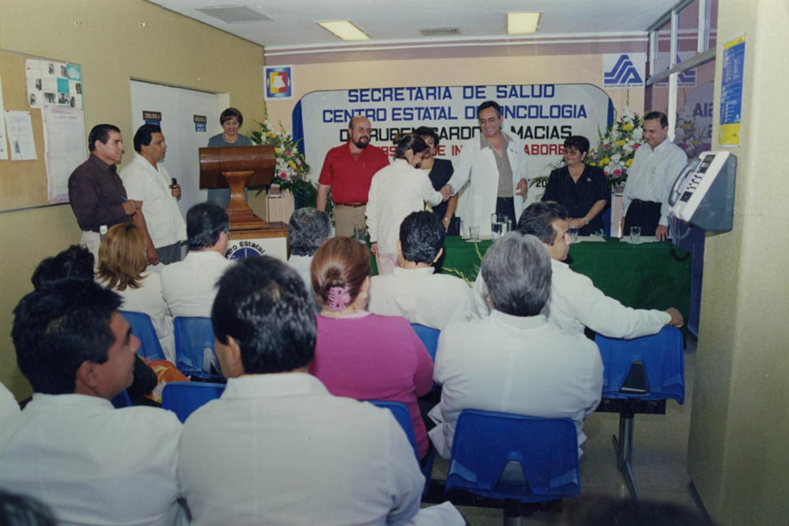 Evento de la Secretaria de Salud, Centro Estatal de Oncología.