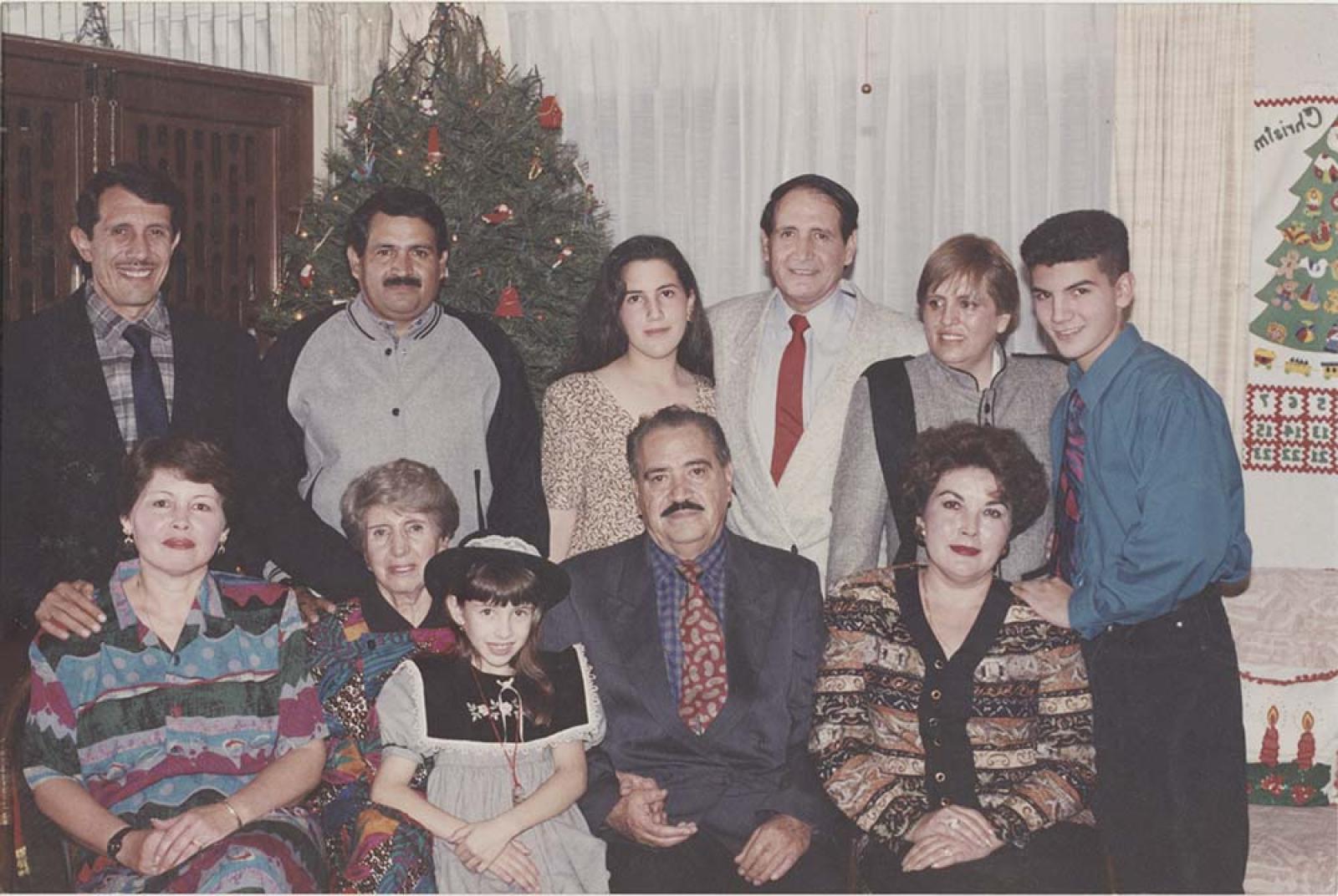 “Familia Lira Martínez”.
