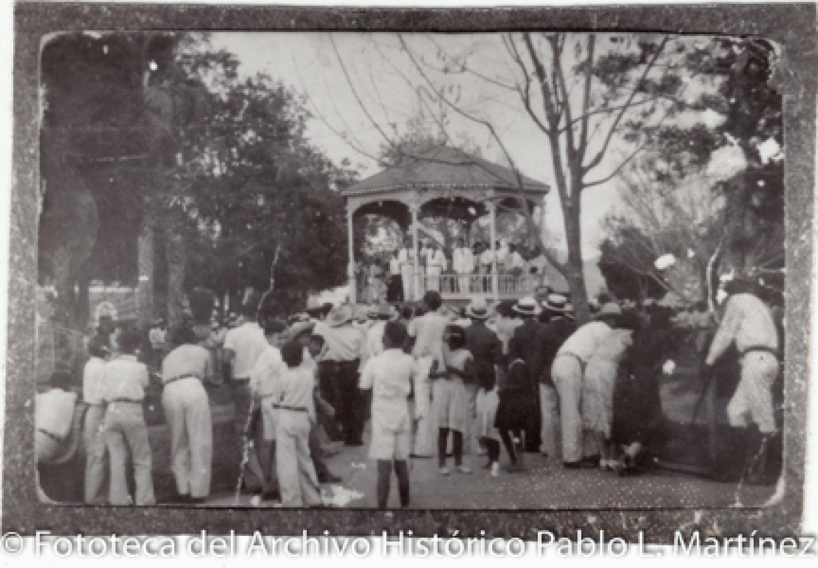 Festejo en el Jardín Velasco.