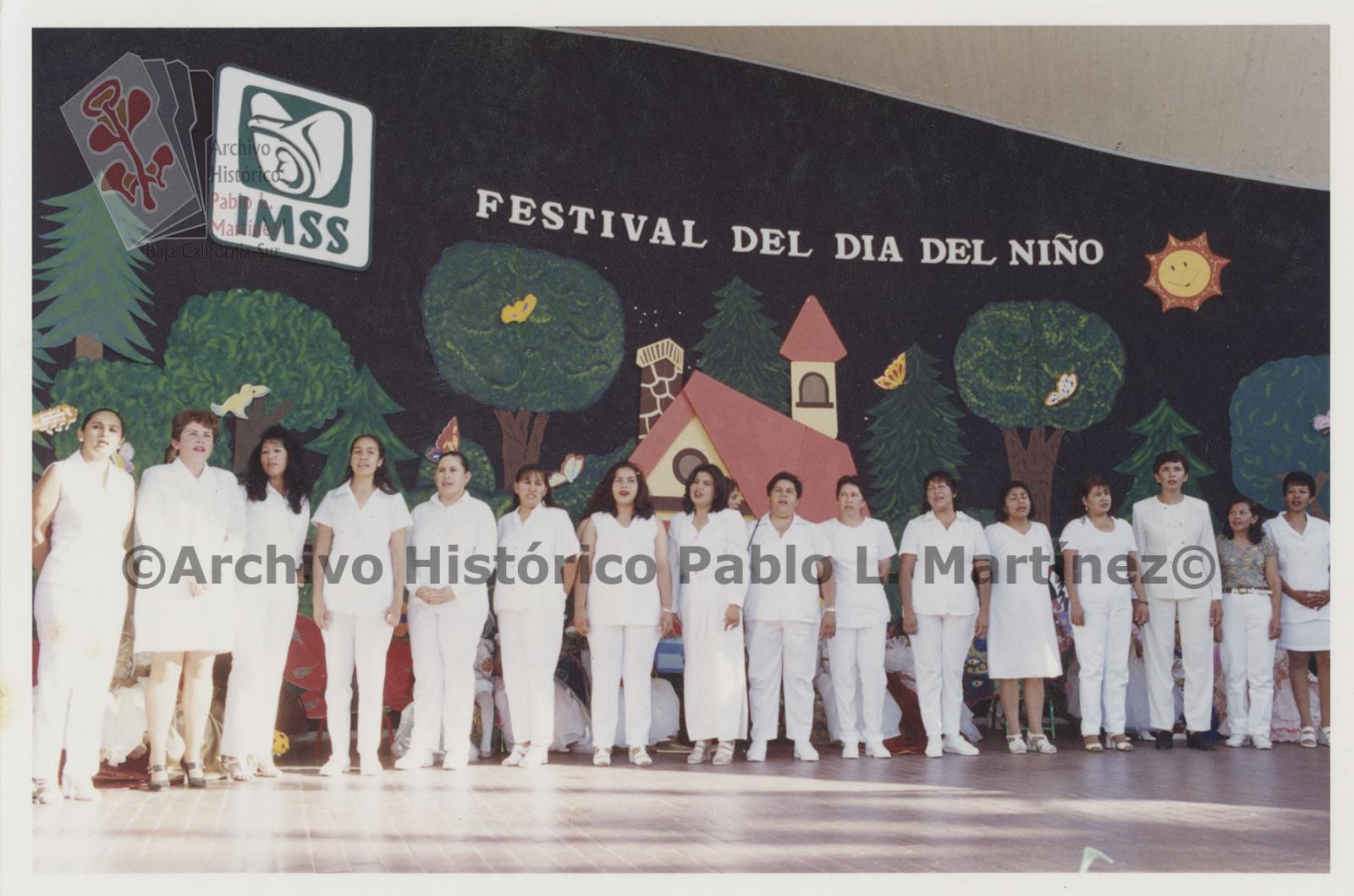 Festival Día del Niño, llevado a cabo en las instalaciones del Teatro al aire libre del IMSS.  La Paz, Baja California Sur.