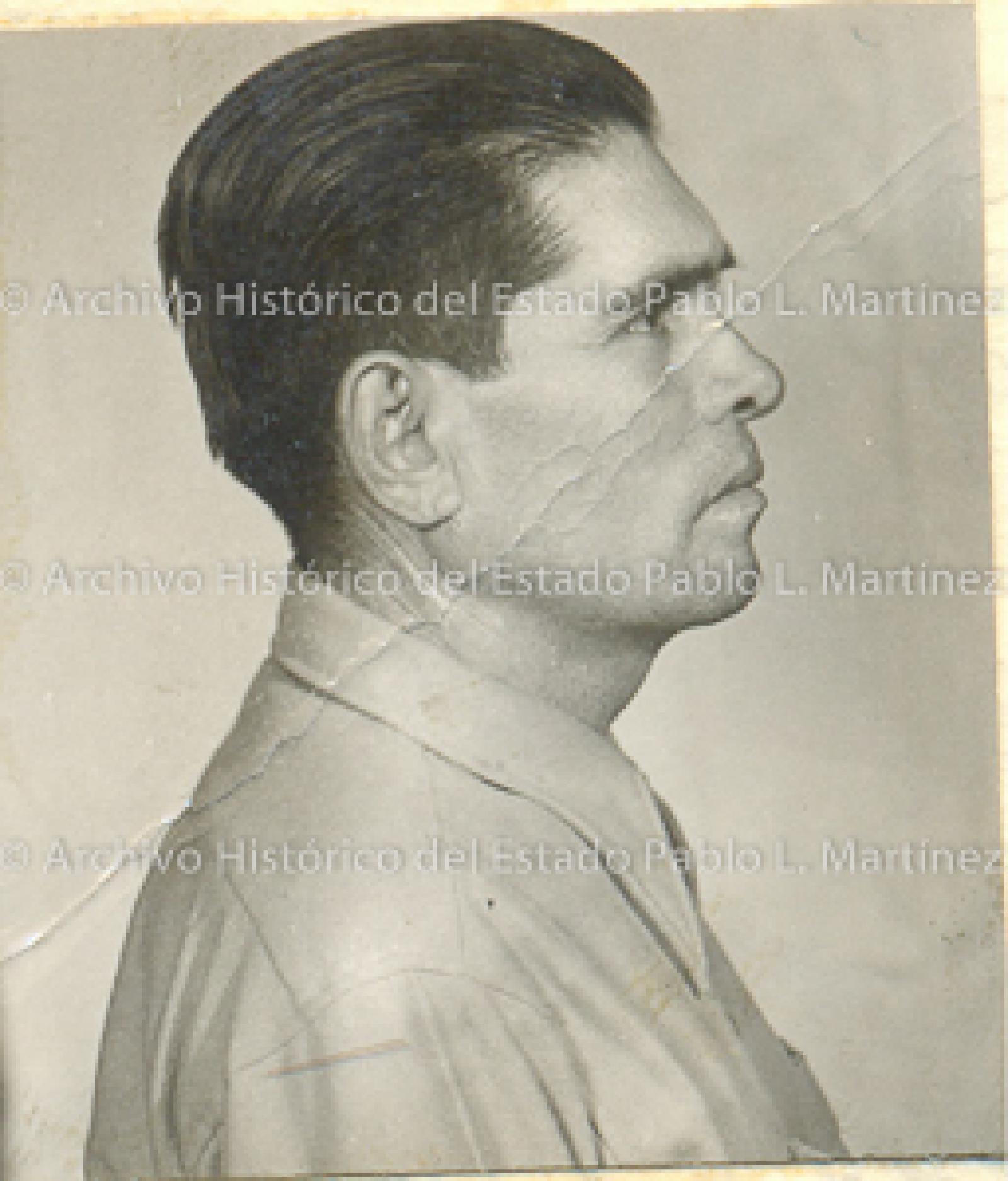 Filomeno Mijares Mongarro de perfil