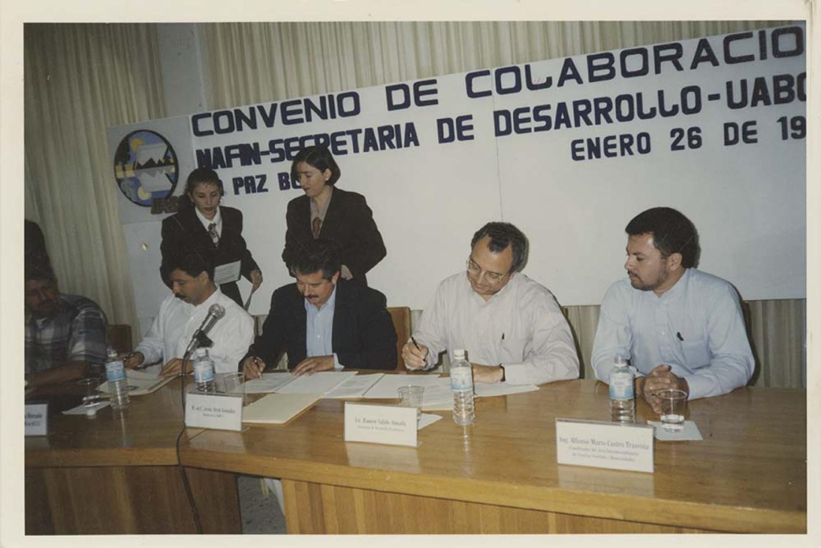 Firma de convenio, UABCS.