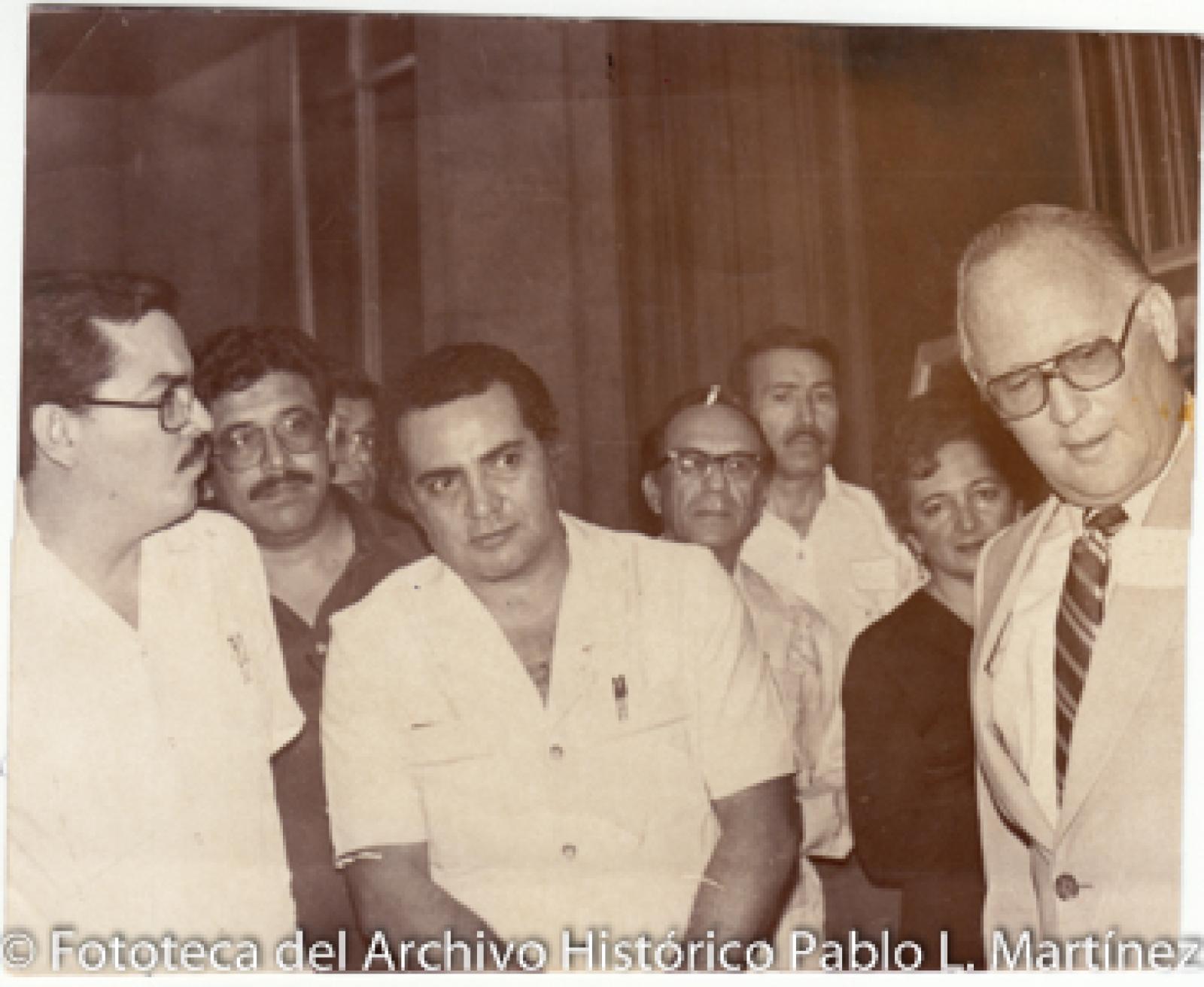Francisco Cardoza Macías y Eligio Soto López, retrato de grupo.