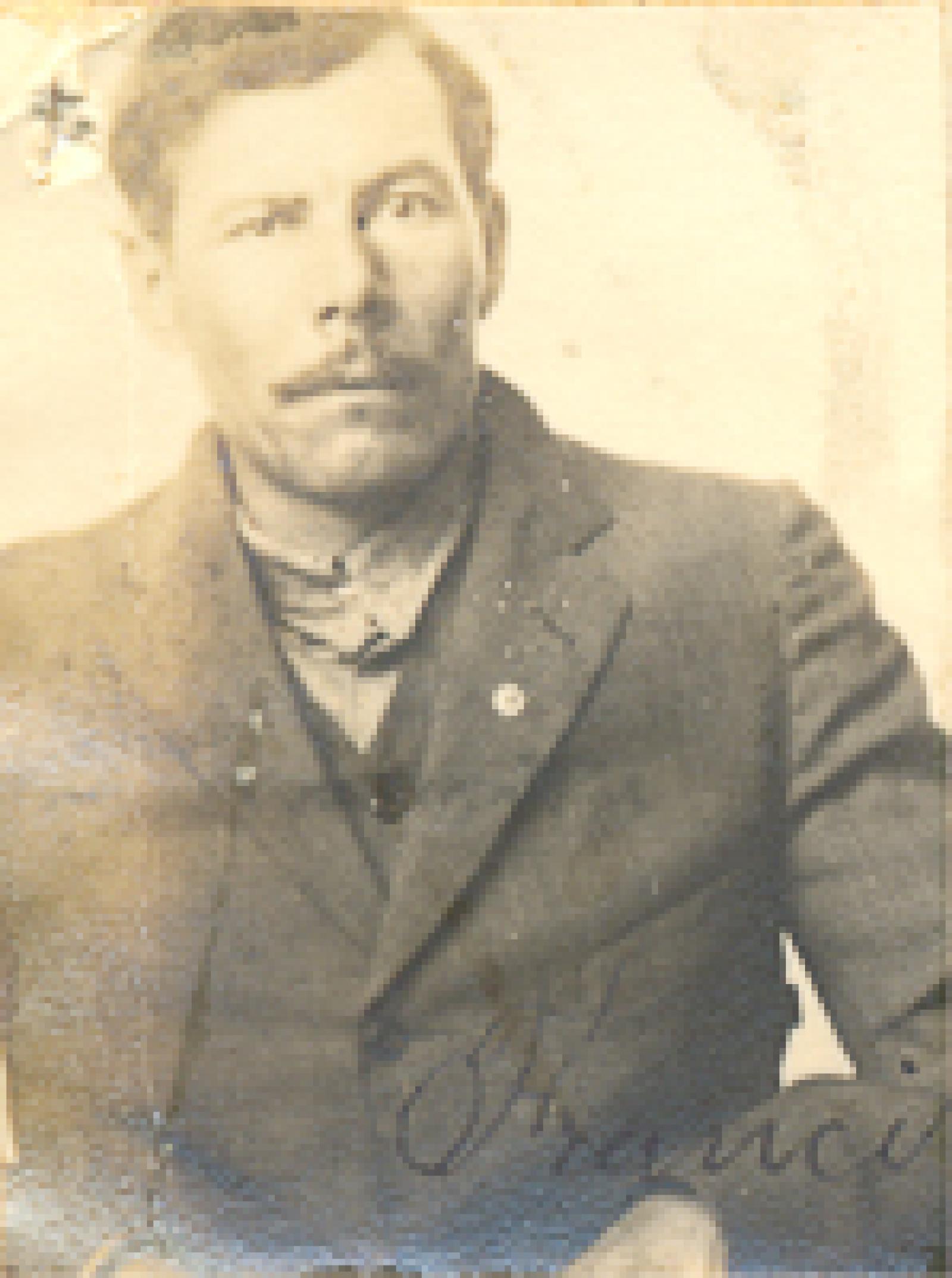 Francisco Estrada.