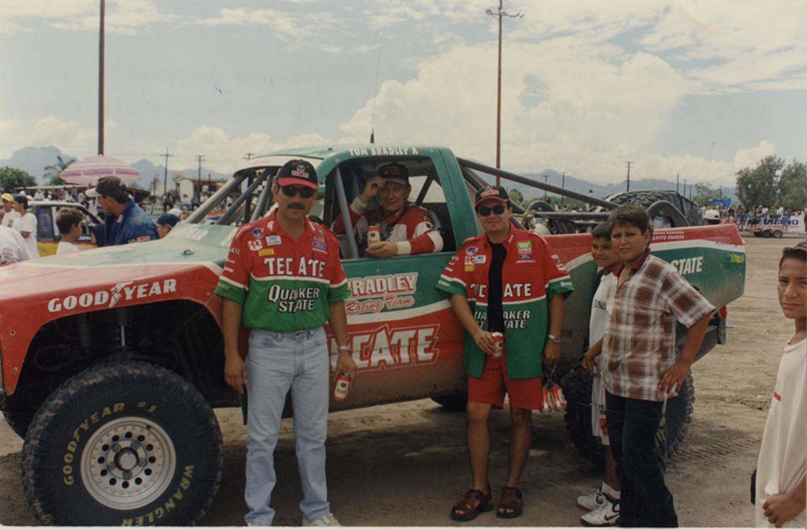 Francisco Medina y Víctor Murillo en carreras de autos.