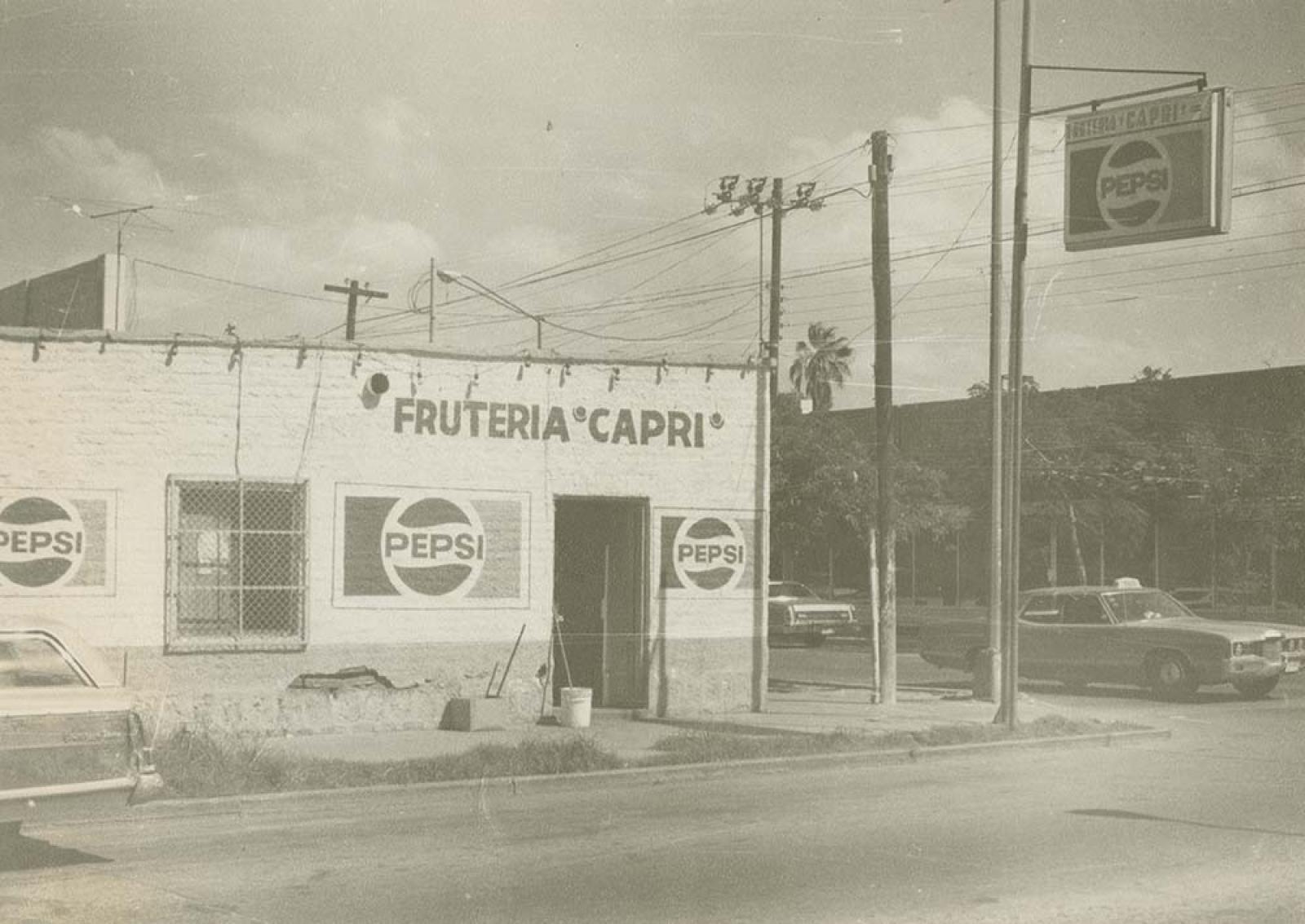 Frutería Capri, vista exterior.