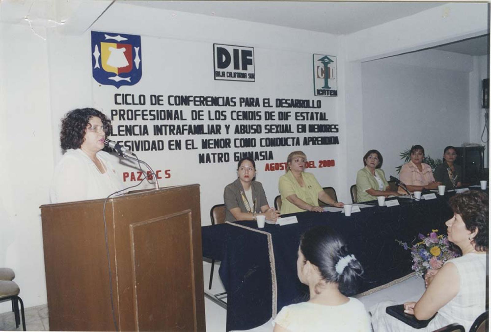 “Funcionarios del DIF.”