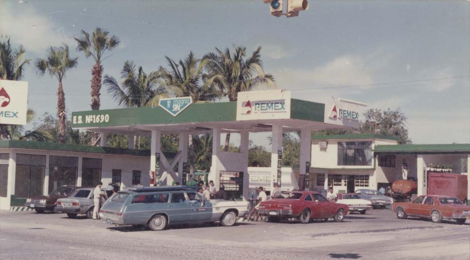 “Gasolinera”