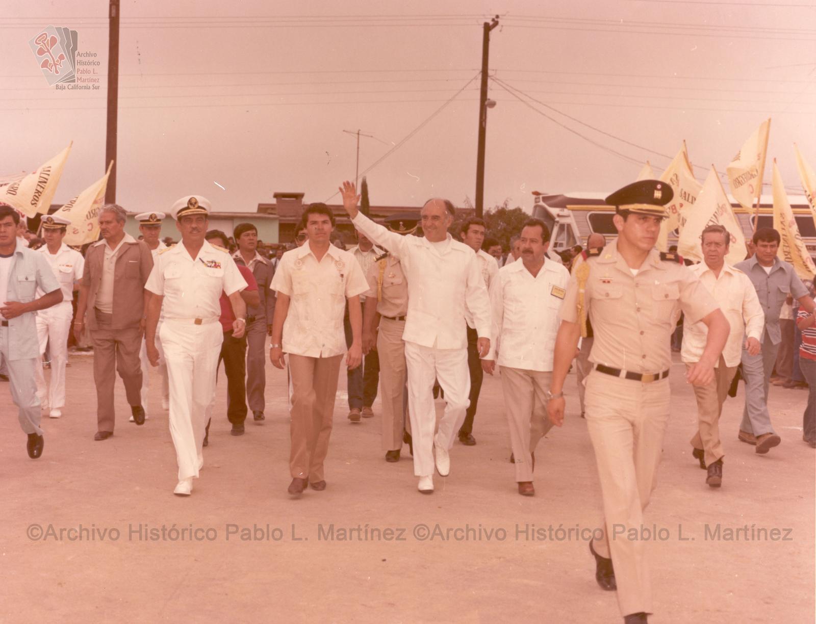 Gira del presidente José López Portillo y Pacheco en Guerrero Negro.
