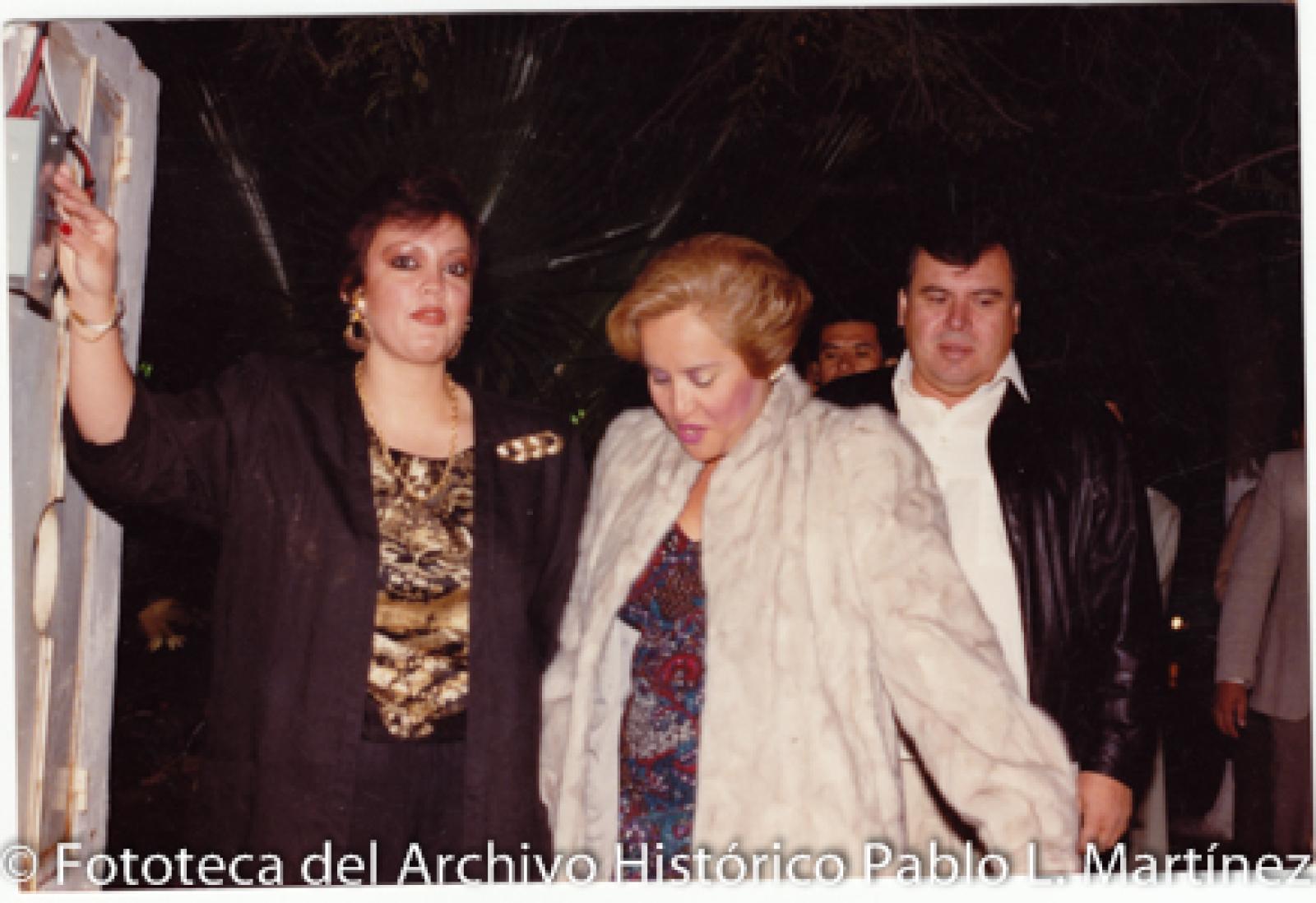 Gloria Alicia Trueba de Liceaga y acompañantes.