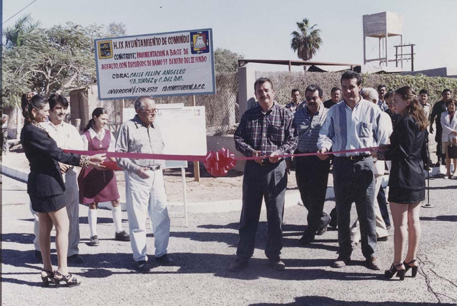 Guillermo Mercado en inauguración.