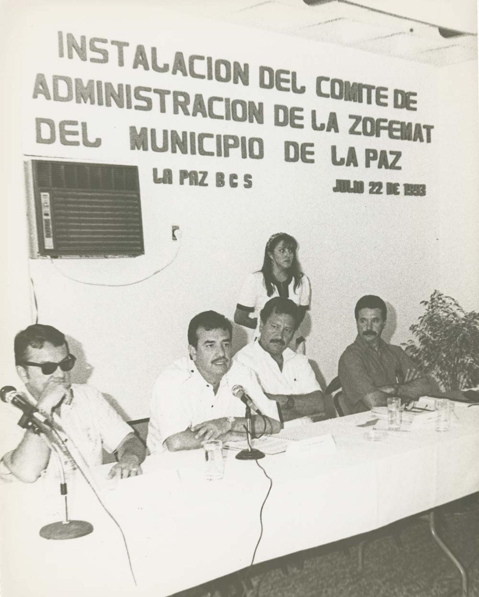 Guillermo Mercado en Reunión de trabajo.