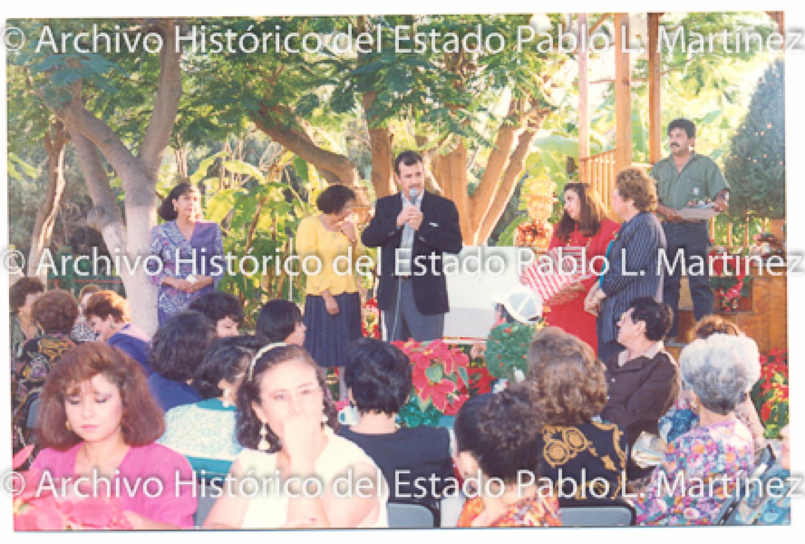Guillermo Mercado Romero en discurso.