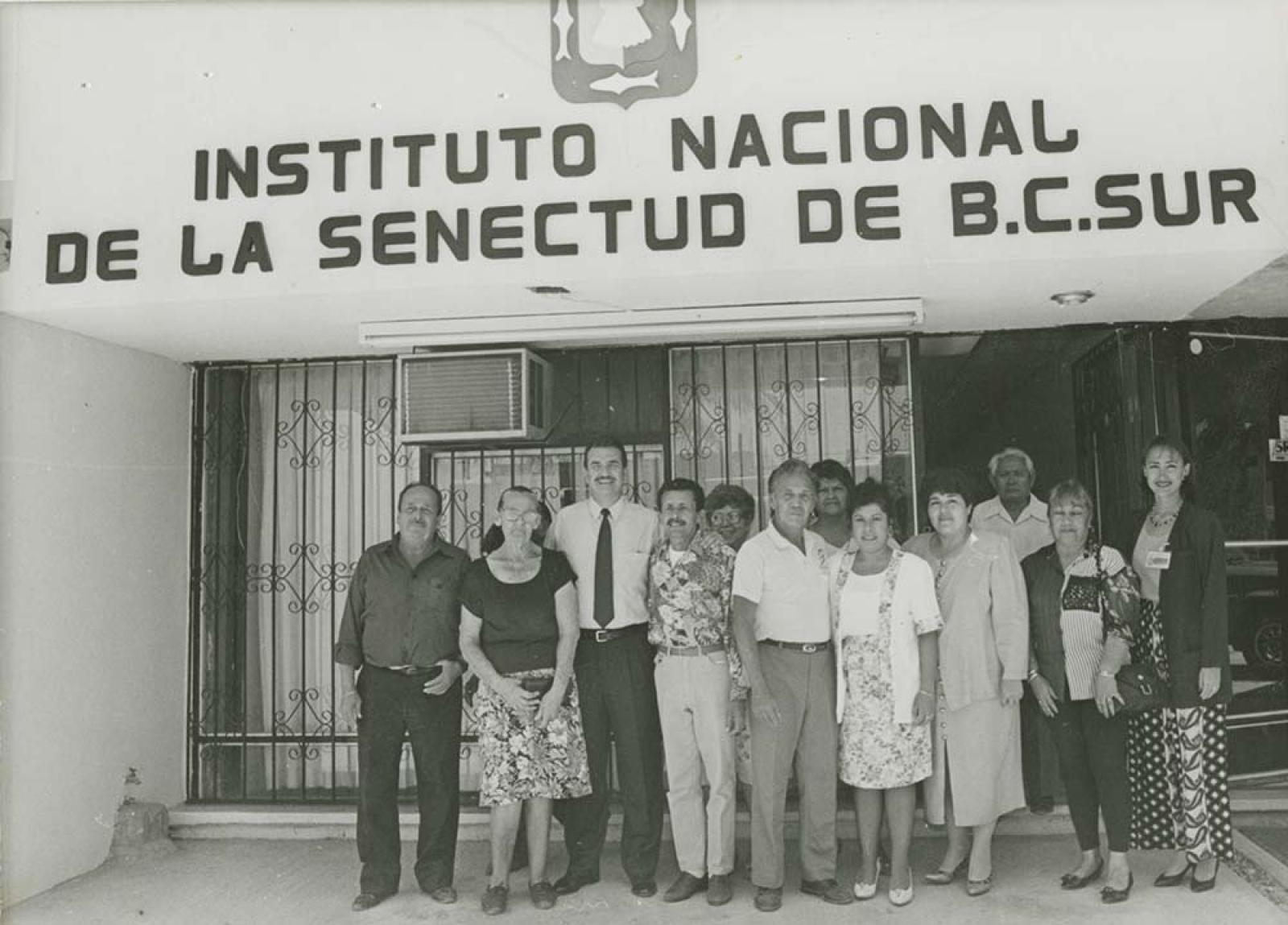 Guillermo Mercado Romero en el Instituto Nacional de la Senectud de Baja California Sur.