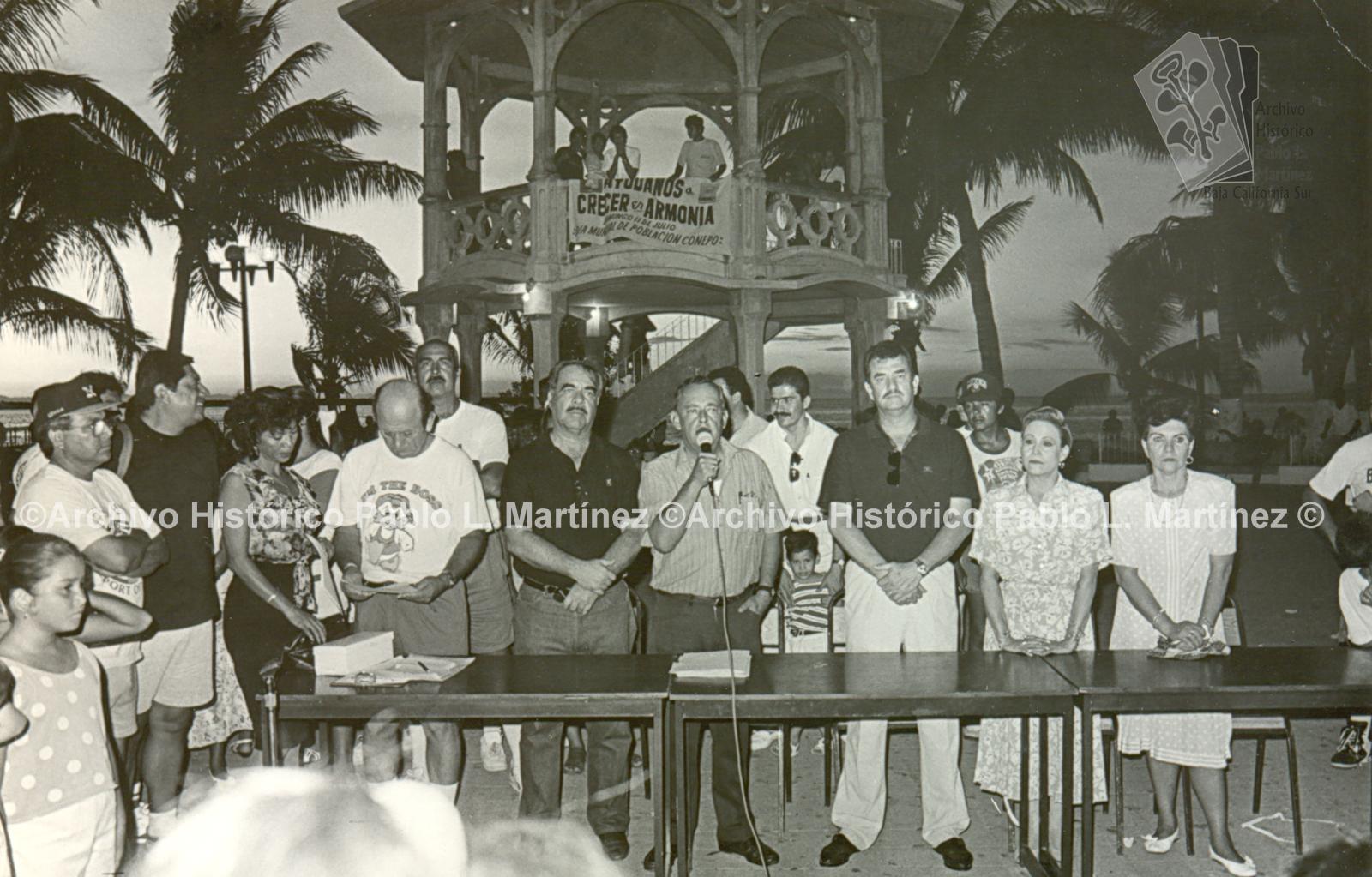 Guillermo Mercado Romero en evento de celebración del Día Mundial de Población.