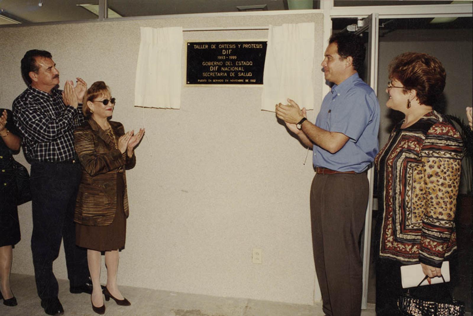 Guillermo Mercado Romero y su esposa Concepción Casas de Mercado en Inauguración.