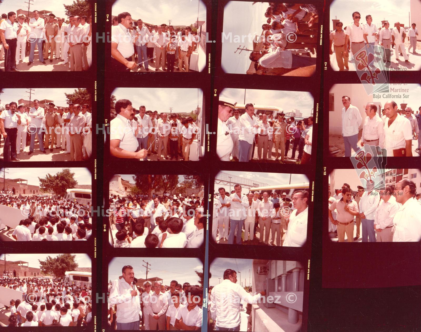 Hoja de contacto con 15 imágenes de Alberto Andrés Alvarado Arámburo y acompañantes durante una ceremonia de inauguración de un conjunto habitacional al servicio de transbordadores.