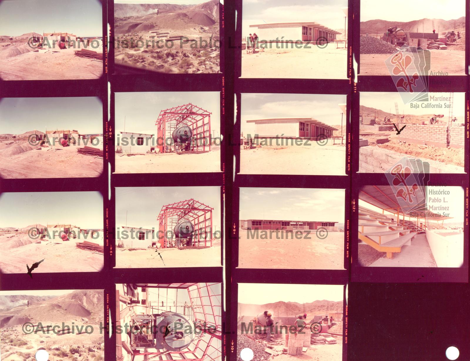 Hoja de contacto con 15 imágenes de la construcción de escuelas y campos deportivos en Santa Rosalía, Baja California Sur.