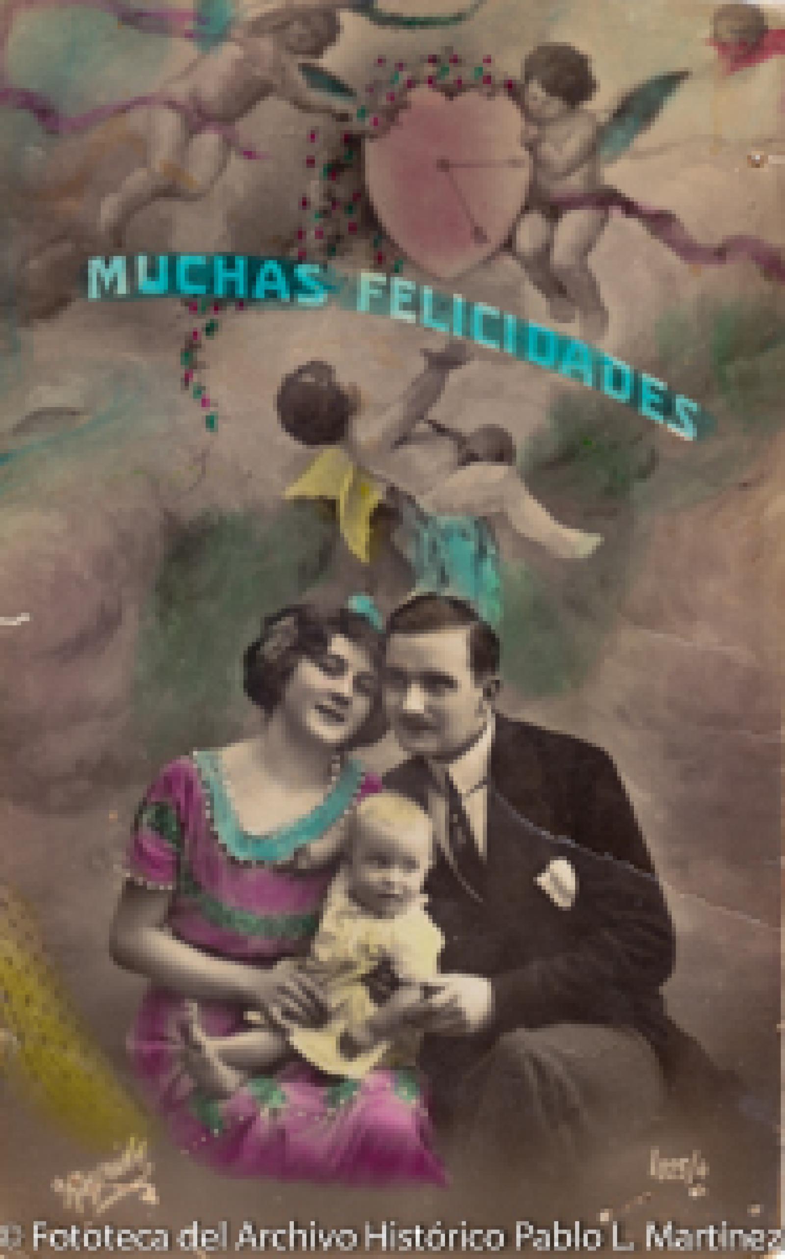 Hombre y mujer con bebé,  retrato.