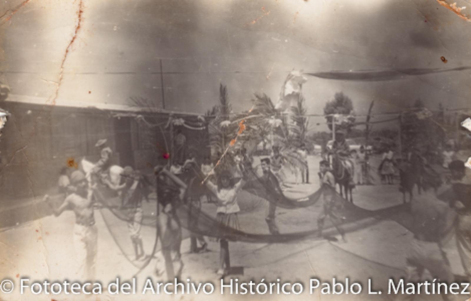 Hombres en actividad artística