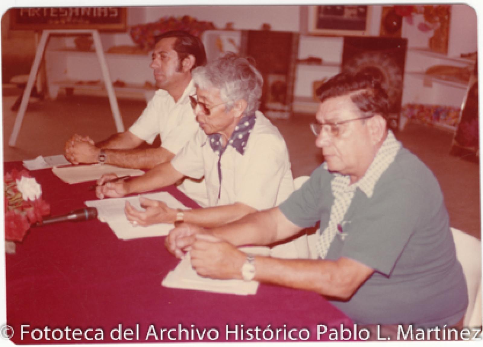 Hombres y mujeres, retrato