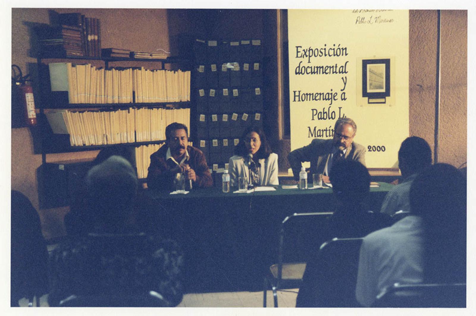 Homenaje a Pablo L. Martínez en las instalaciones del Archivo que lleva su nombre.