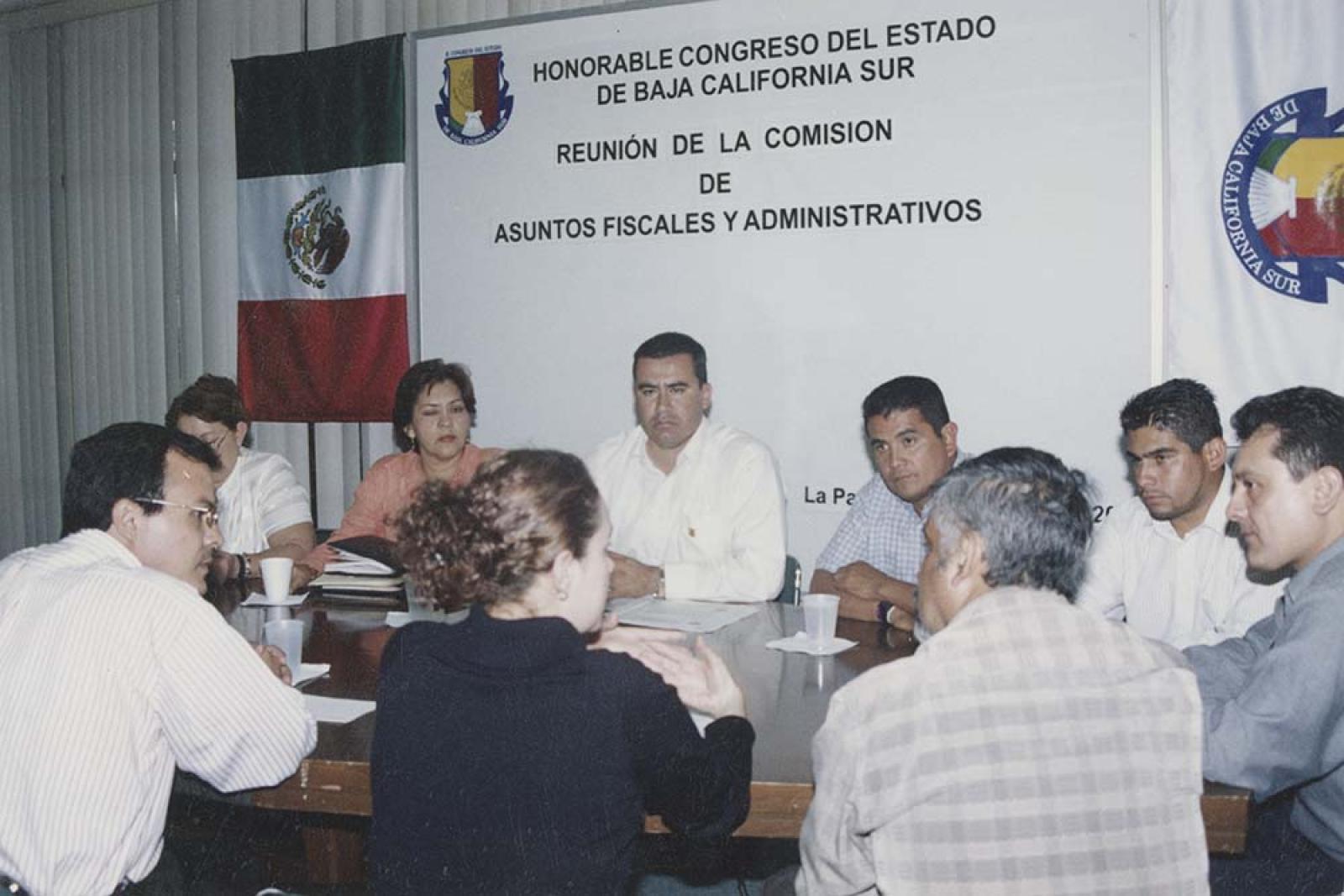 Honorable Congreso de Baja California Sur en reunión.