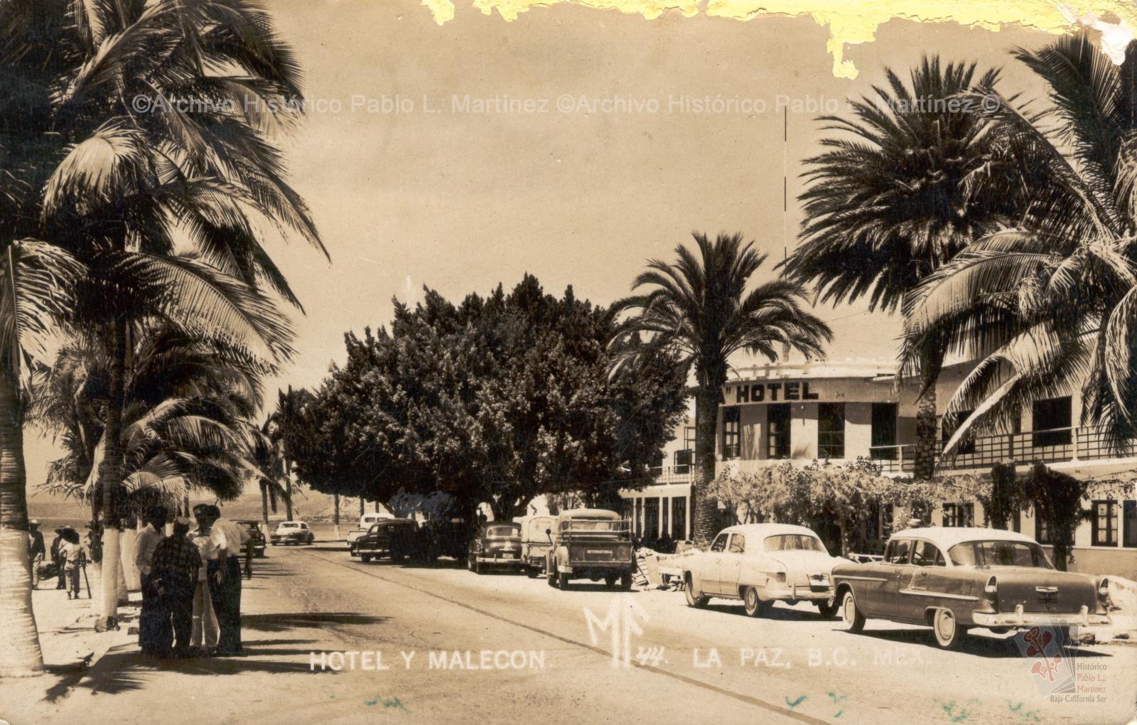 Hotel Perla y malecón de La Paz, Baja California.