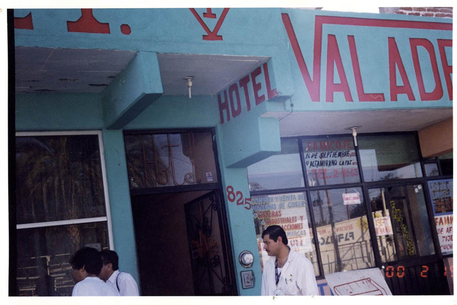 Hotel, sobre la calle 16 de Septiembre, La Paz.
