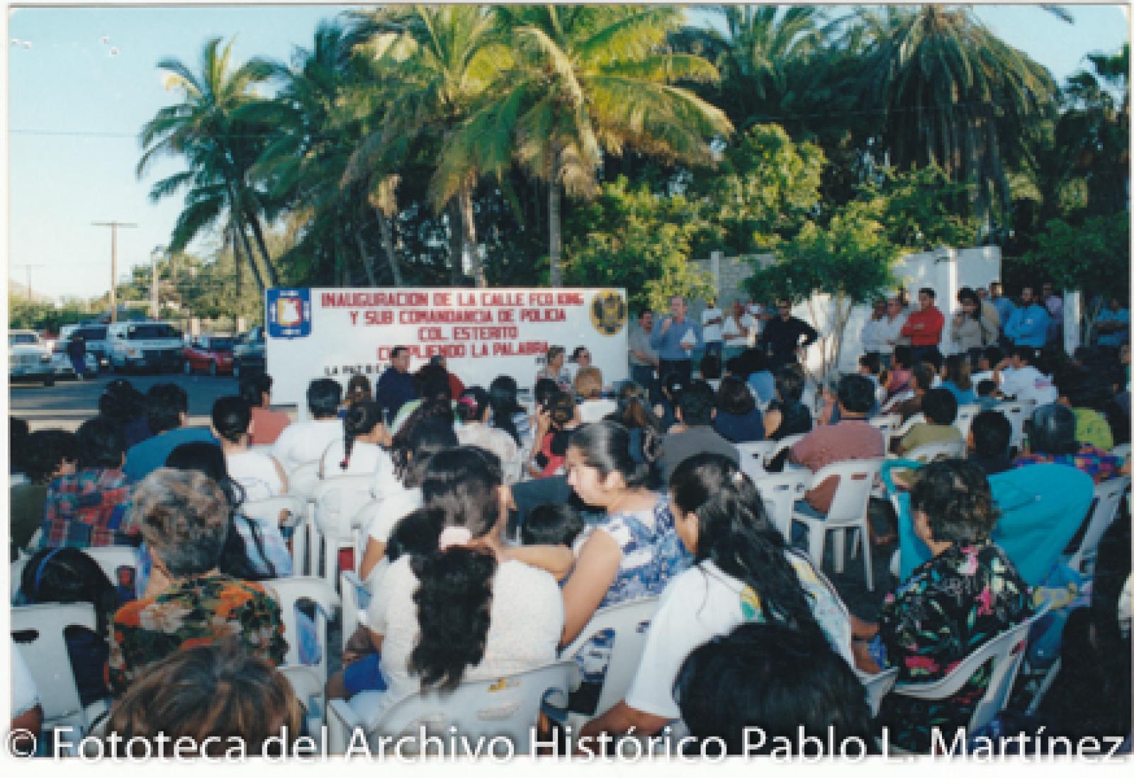 Inauguración de calle Francisco King y sub-comandancia de policía.