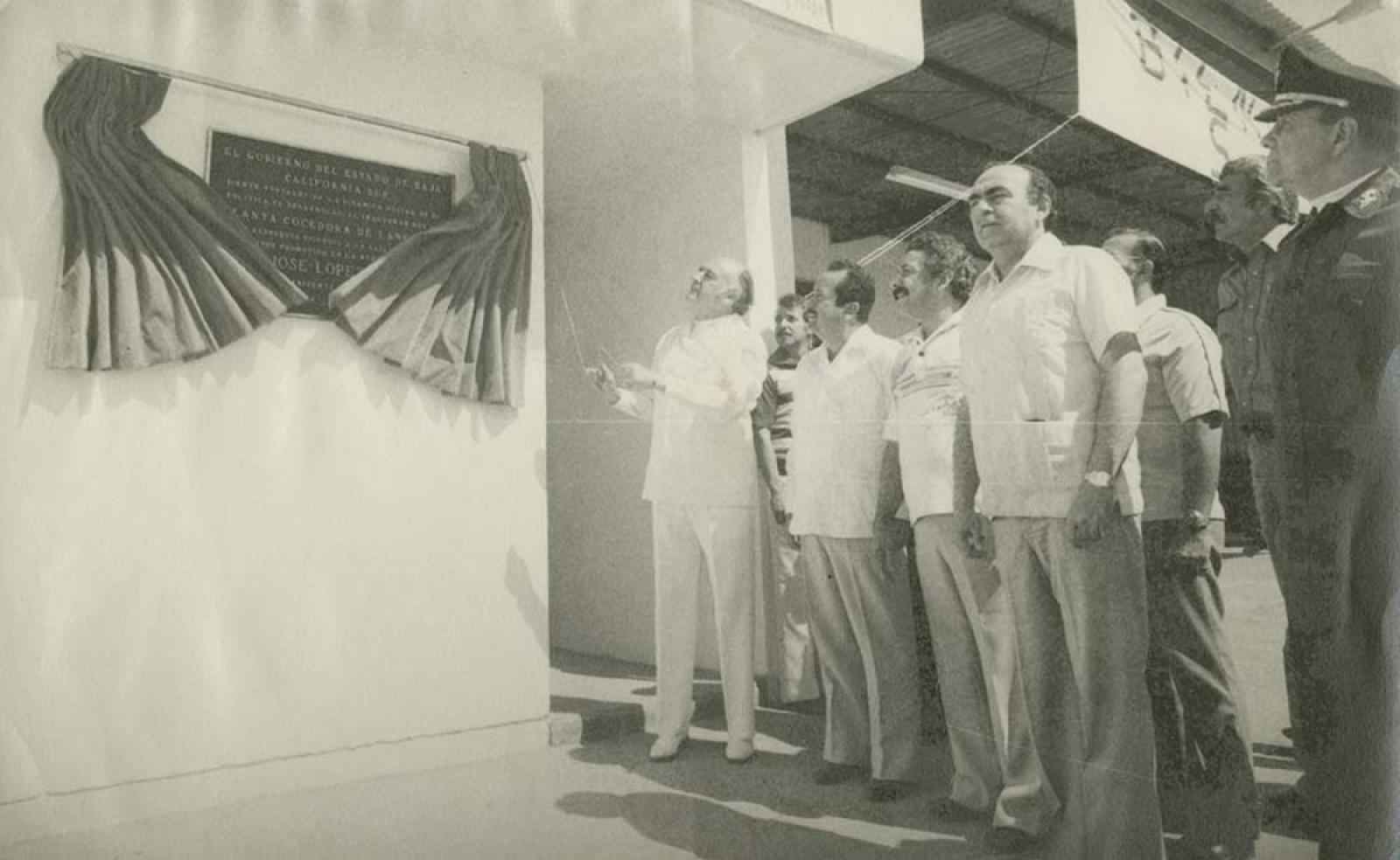 Inauguración de la Planta Cocedora de Langosta.