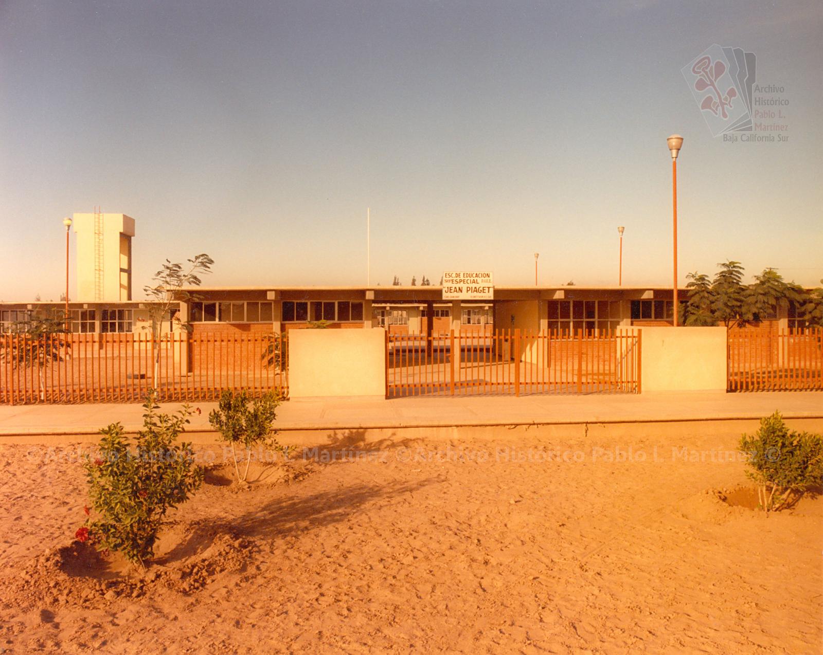 Instalaciones de la Escuela de Educación Especial Jean Piaget en Ciudad Constitución, Baja California Sur.