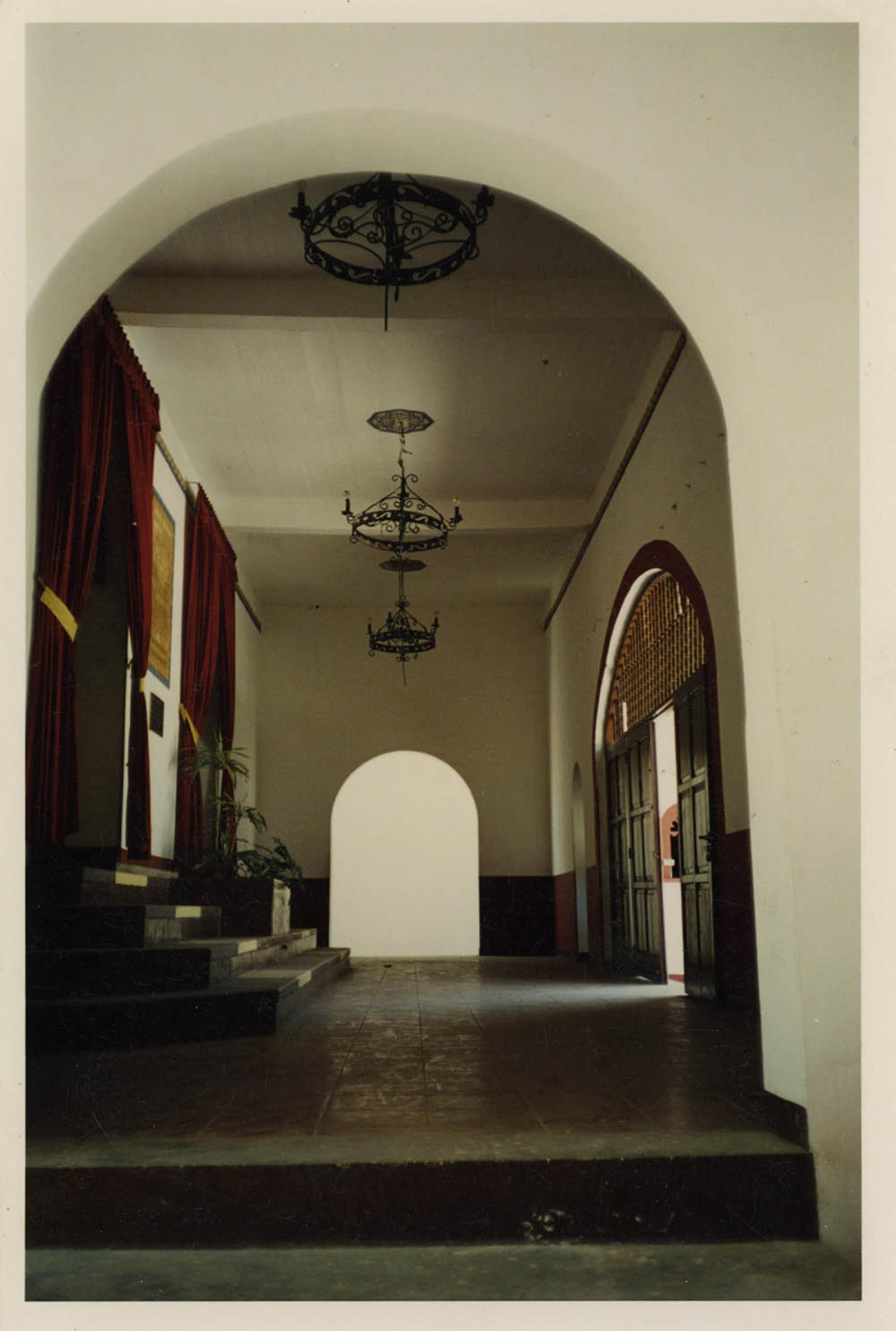 Interior del teatro de Todos Santos, Baja California Sur.